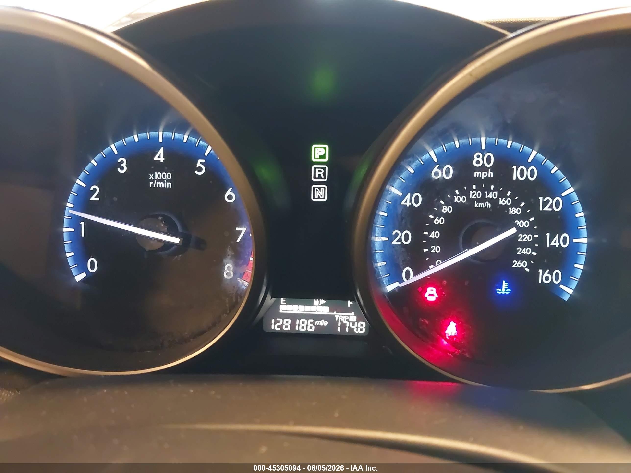 2013 Mazda Mazda3 I Sport Silver vin: JM1BL1UPXD1807400