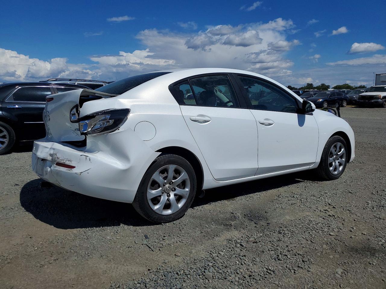 2013 Mazda 3 I White vin: JM1BL1UPXD1848447