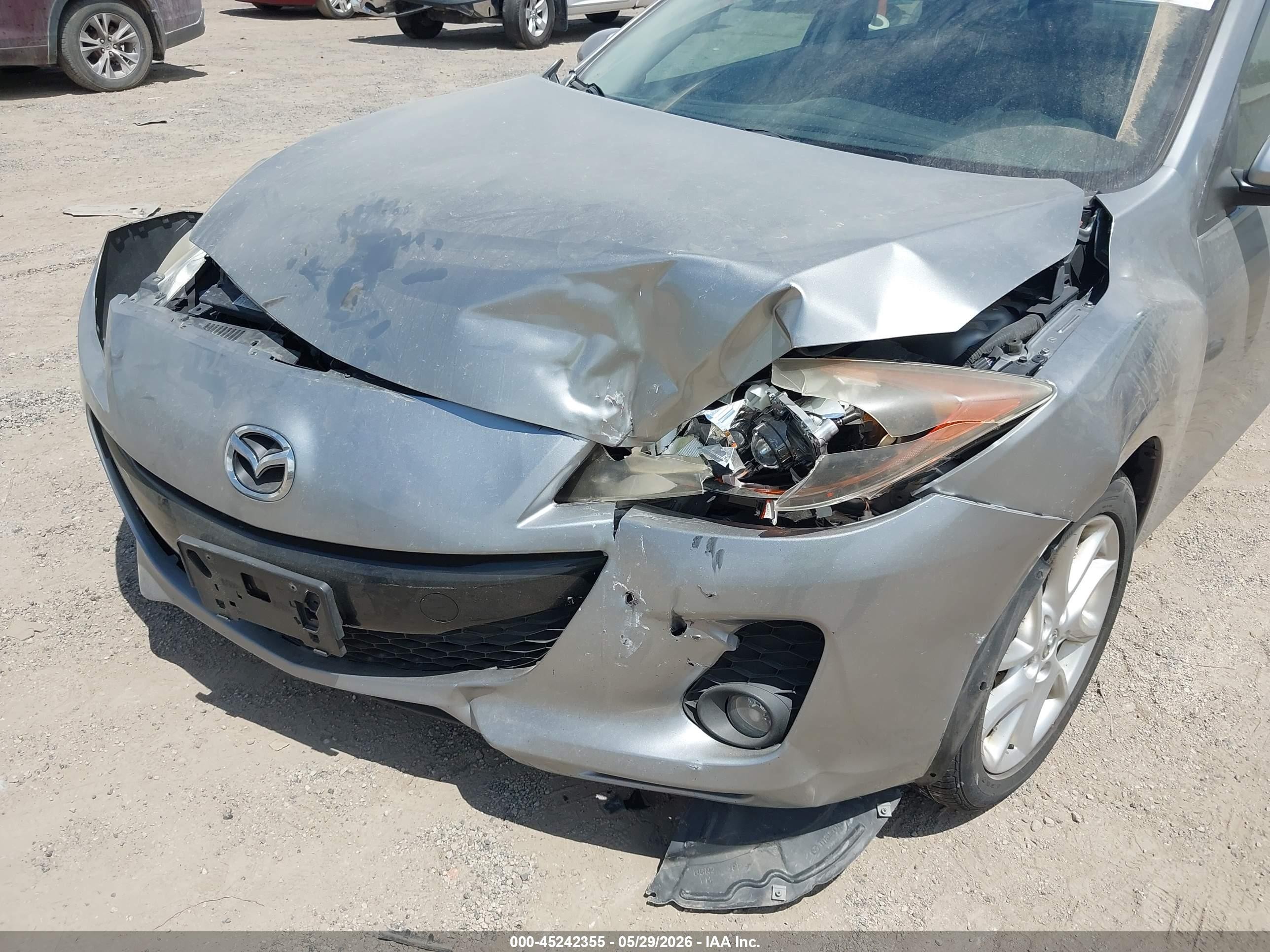 2012 Mazda Mazda3 S Touring Серебряный vin: JM1BL1V51C1577502
