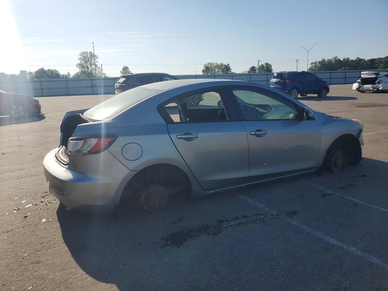 2012 Mazda 3 S Серебряный vin: JM1BL1V52C1679634