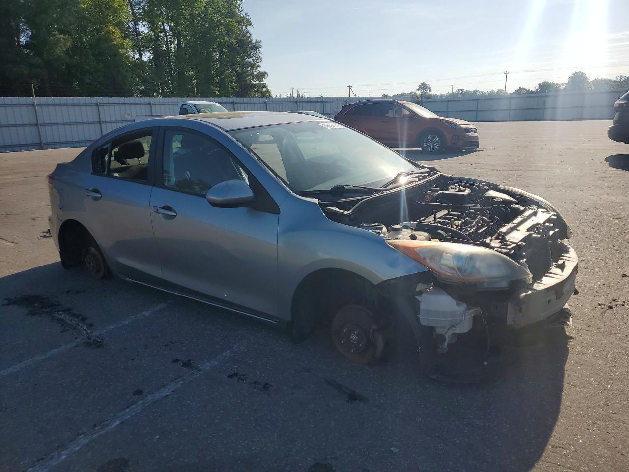 2012 Mazda 3 S Серебряный vin: JM1BL1V52C1679634
