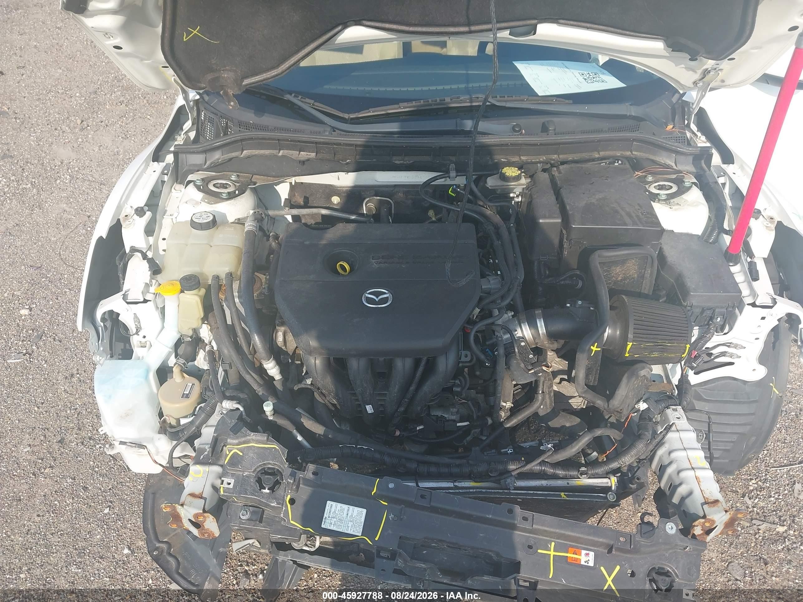 2012 Mazda Mazda3 S Touring White vin: JM1BL1V55C1616219