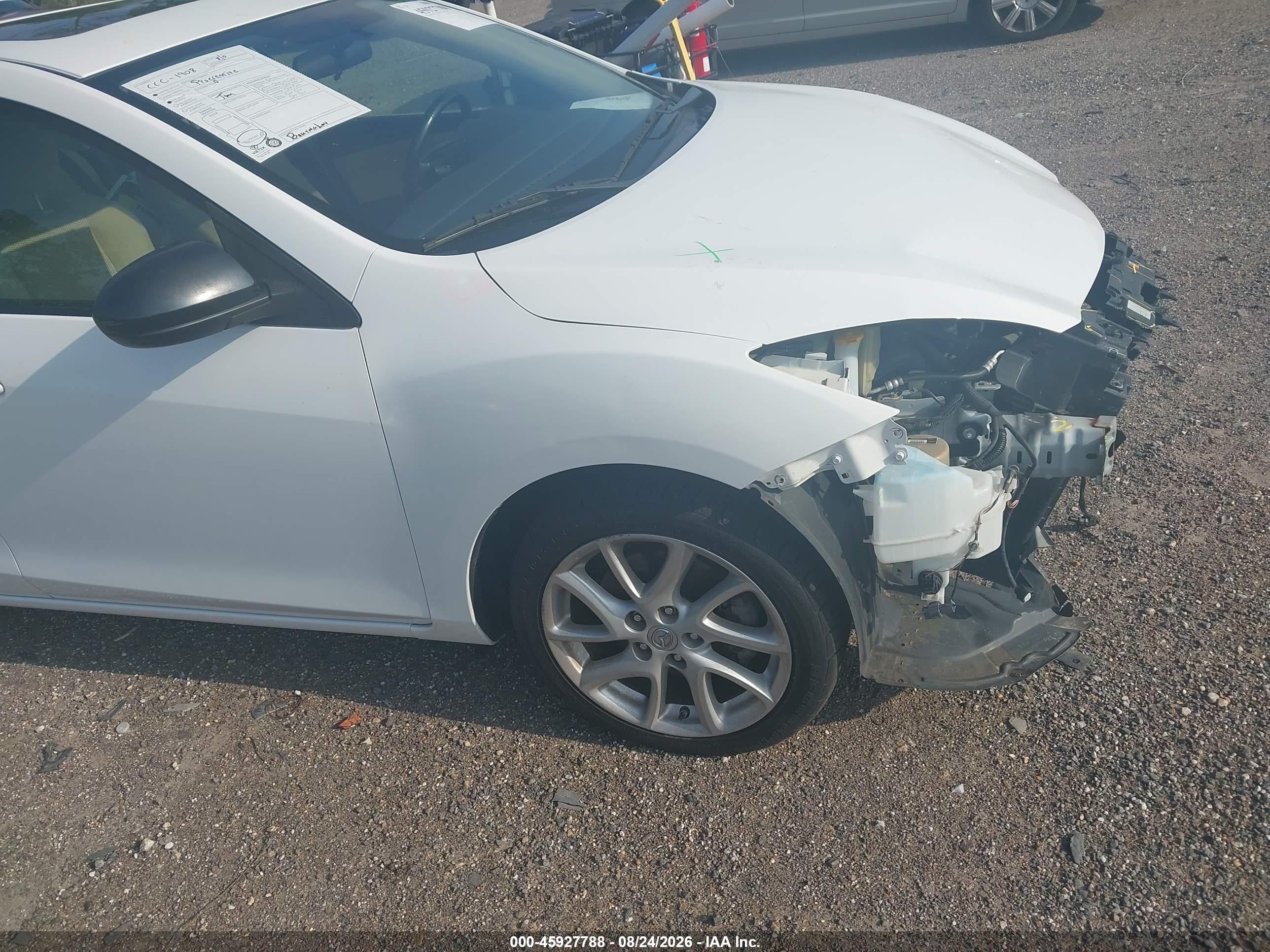 2012 Mazda Mazda3 S Touring White vin: JM1BL1V55C1616219