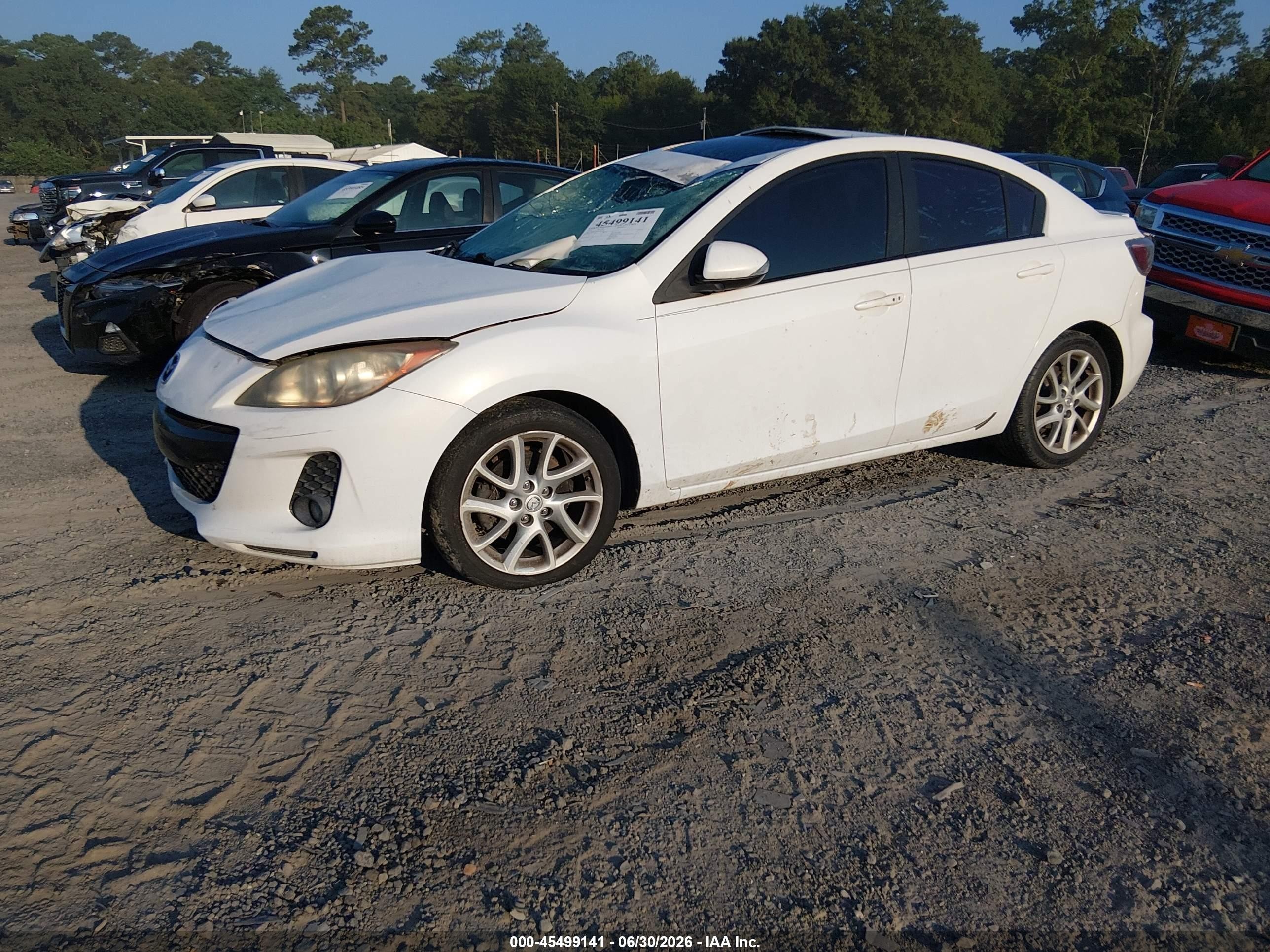 2012 Mazda Mazda3 S Touring White vin: JM1BL1V5XC1582276