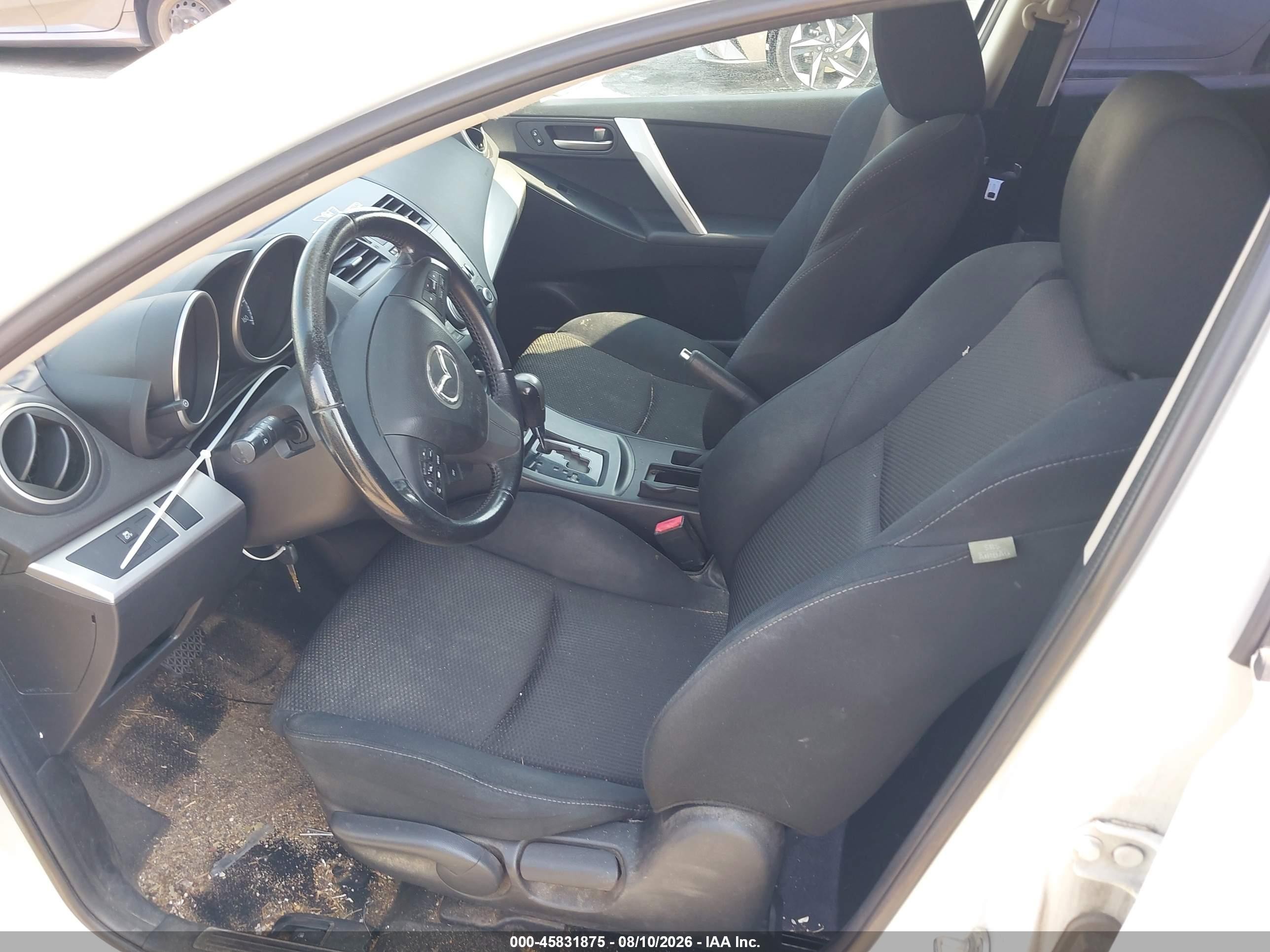 2012 Mazda Mazda3 S Touring White vin: JM1BL1V65C1505758