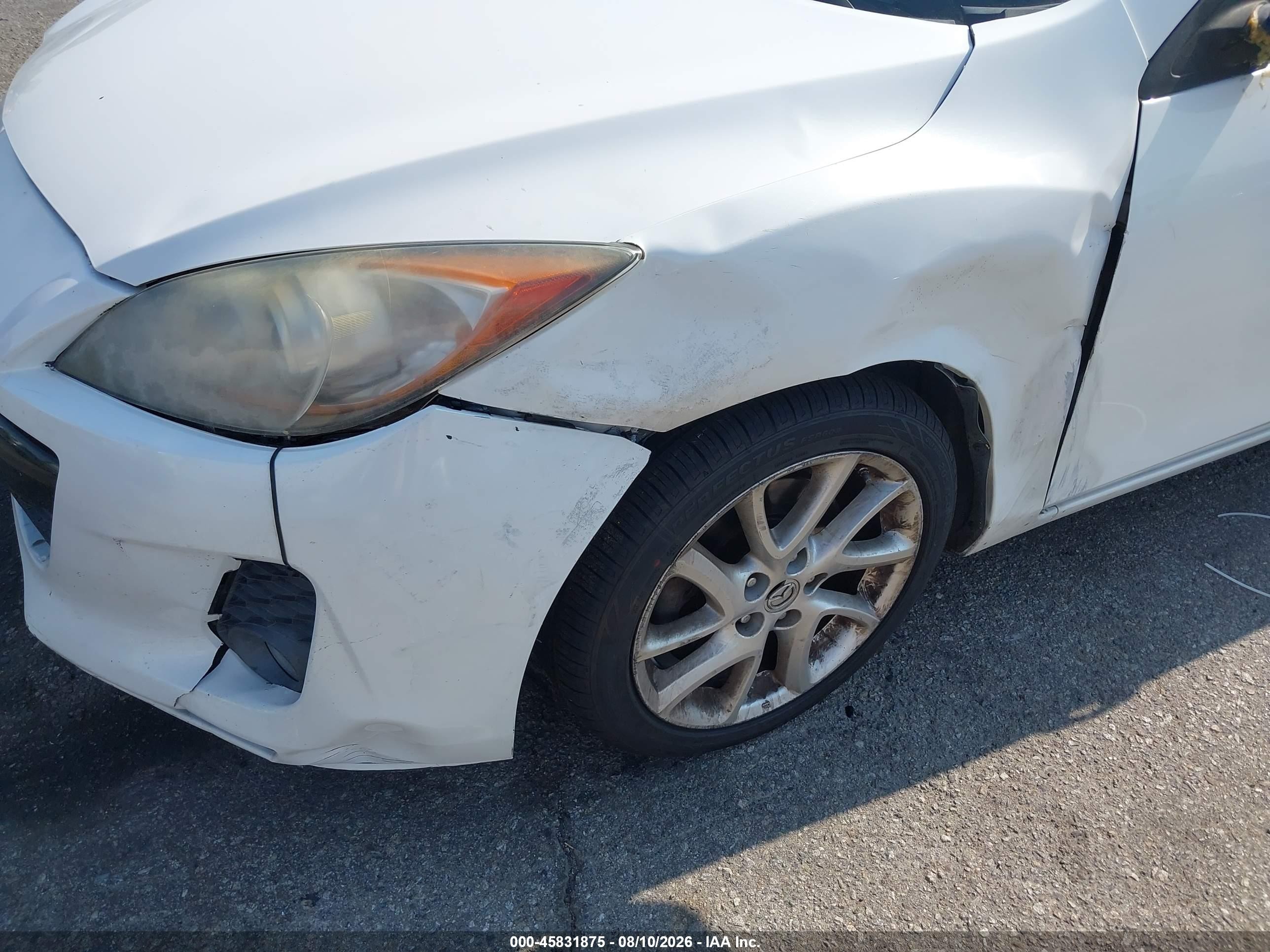 2012 Mazda Mazda3 S Touring White vin: JM1BL1V65C1505758