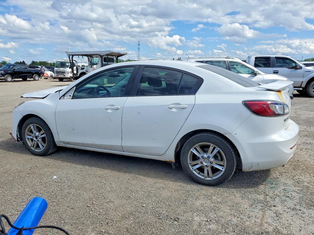 2012 Mazda 3 I White vin: JM1BL1V70C1668567