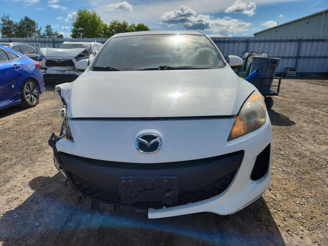 2012 Mazda 3 I Белый vin: JM1BL1V70C1688303