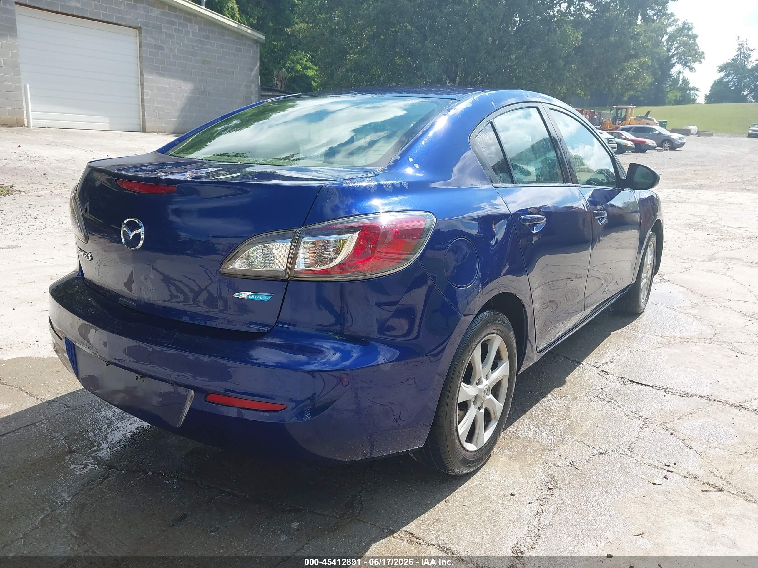 2012 Mazda Mazda3 I Touring Blue vin: JM1BL1V70C1694814