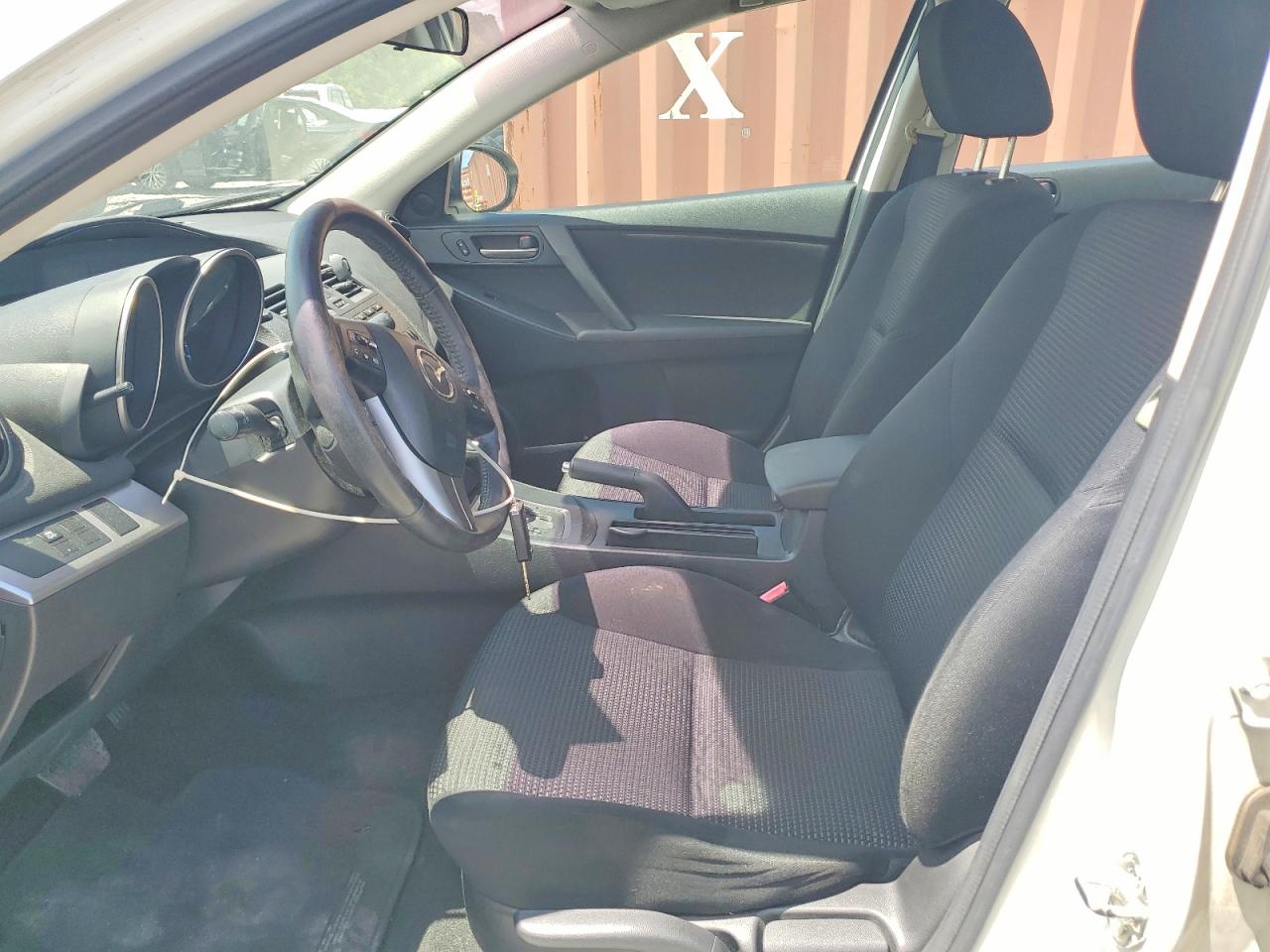 2012 Mazda 3 I White vin: JM1BL1V71C1566761