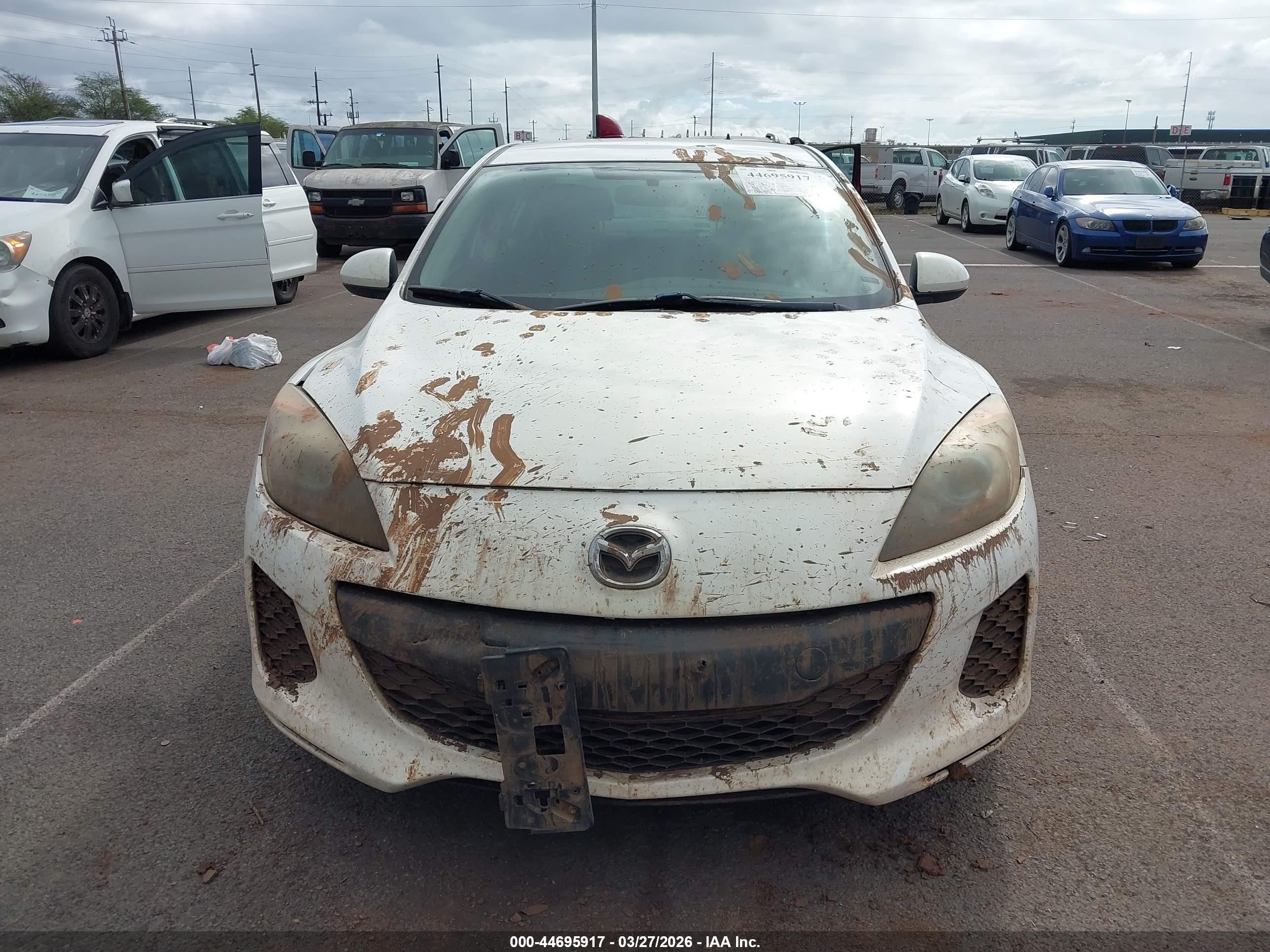 2012 Mazda Mazda3 I Touring White vin: JM1BL1V71C1568543