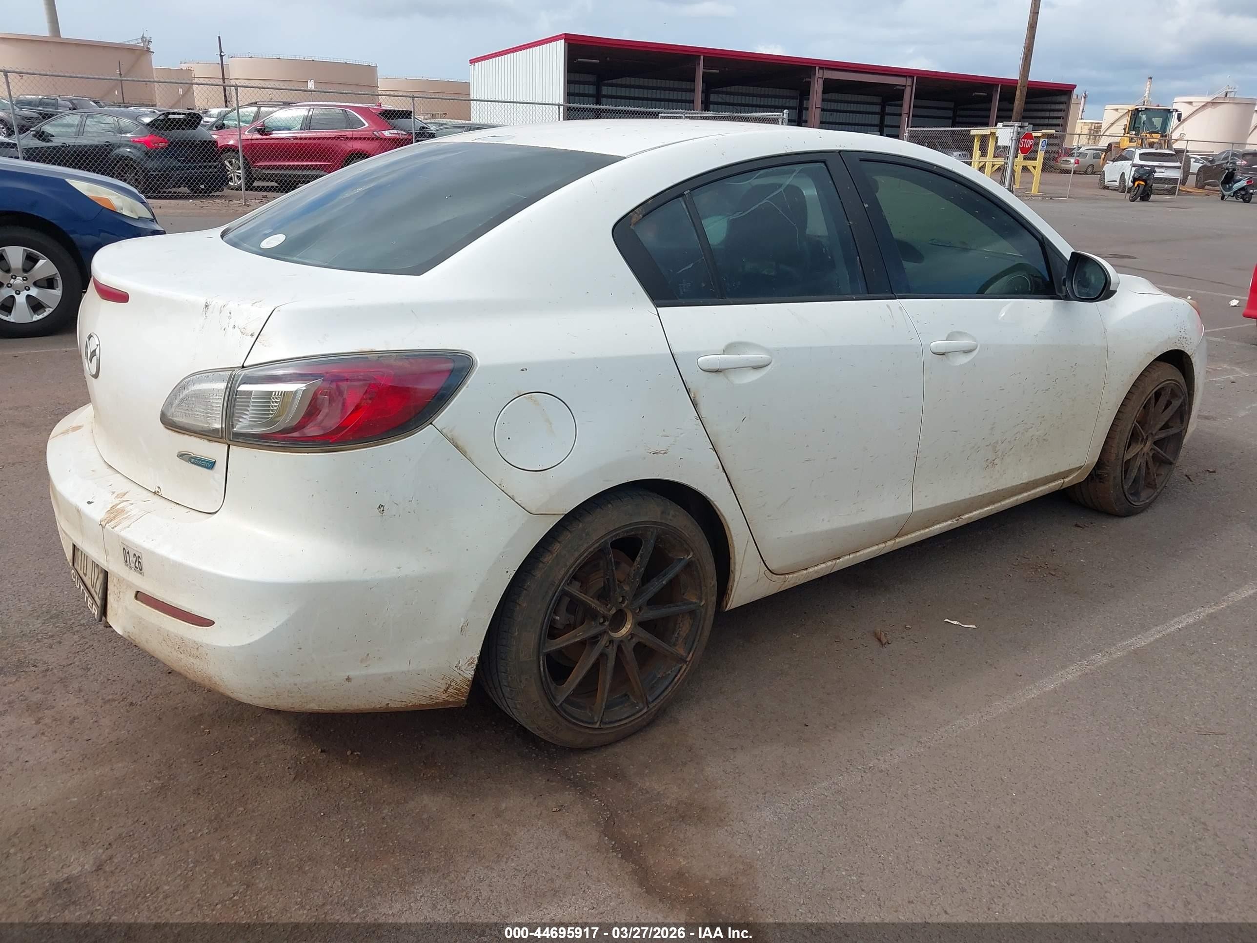 2012 Mazda Mazda3 I Touring White vin: JM1BL1V71C1568543