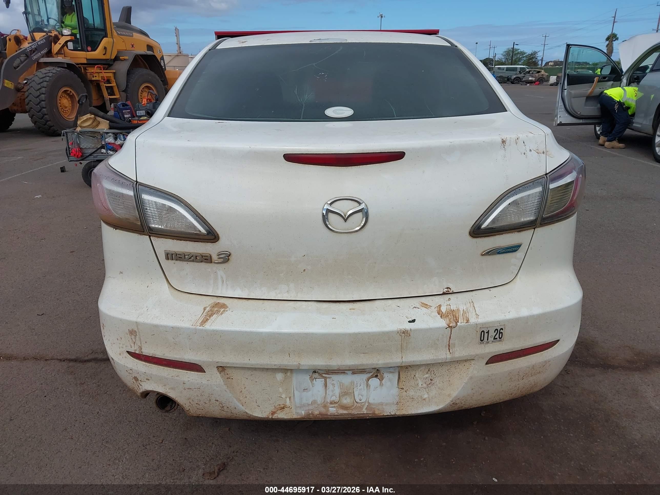 2012 Mazda Mazda3 I Touring White vin: JM1BL1V71C1568543