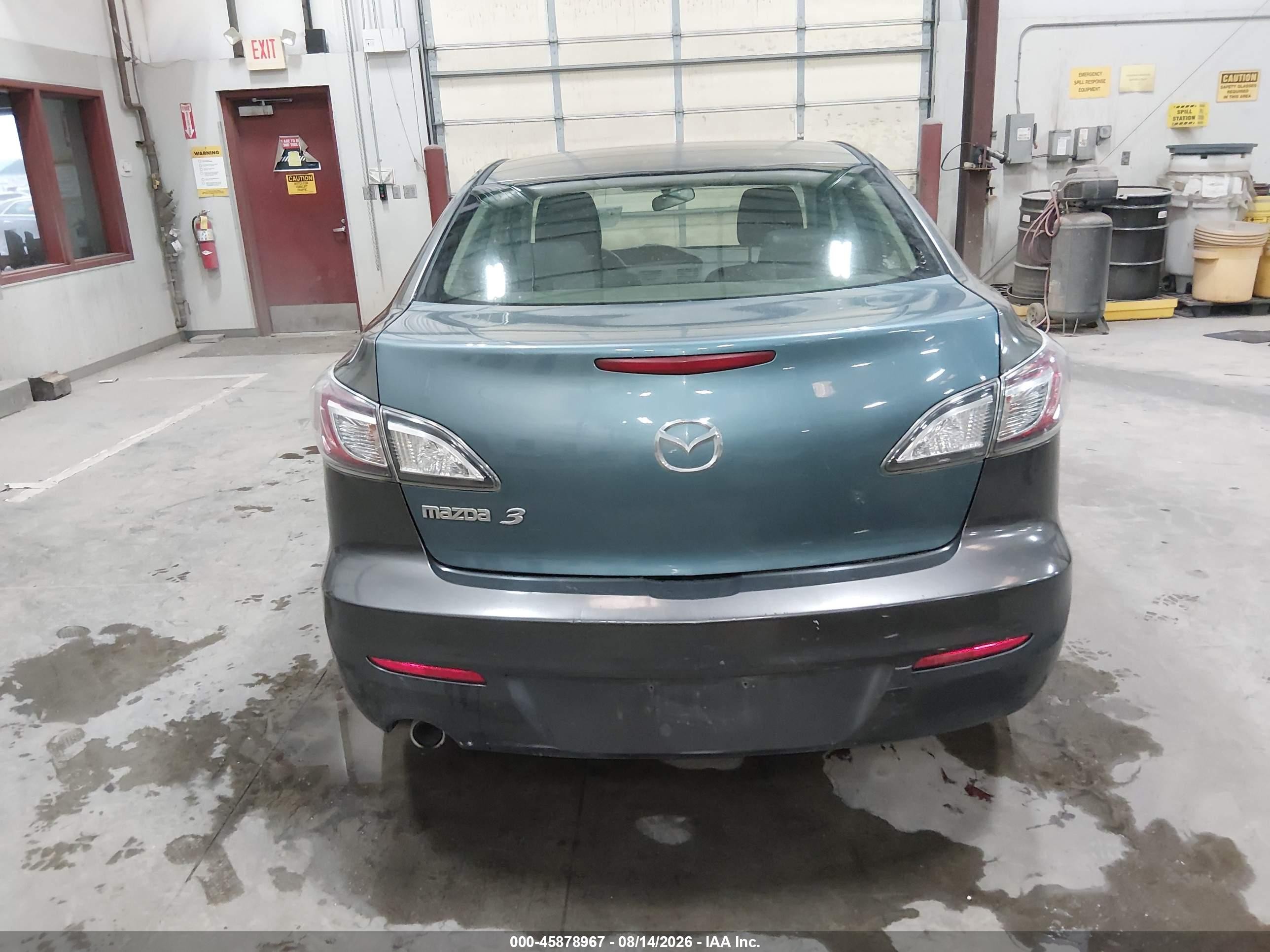 2012 Mazda Mazda3 I Touring Gray vin: JM1BL1V71C1657741