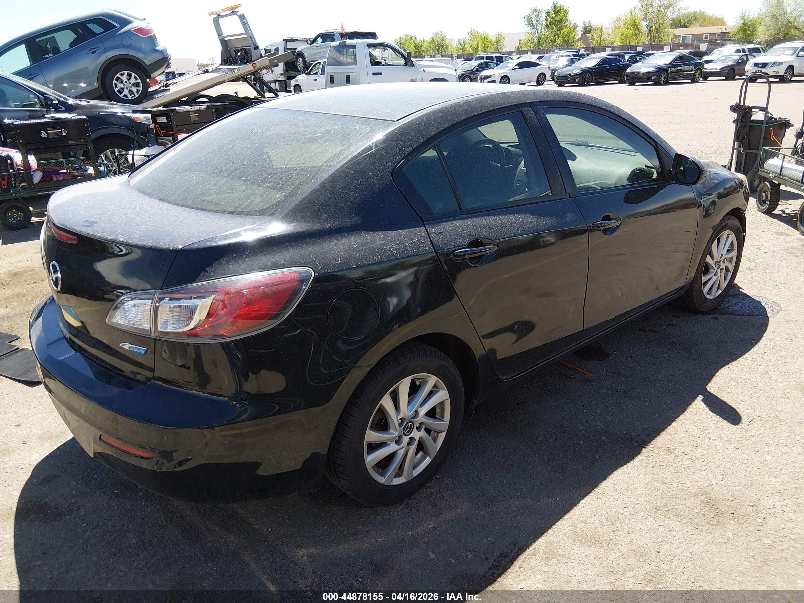 2013 Mazda Mazda3 I Touring Черный vin: JM1BL1V71D1776410