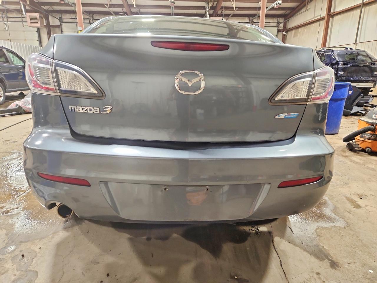 2012 Mazda 3 I Серый vin: JM1BL1V72C1530223