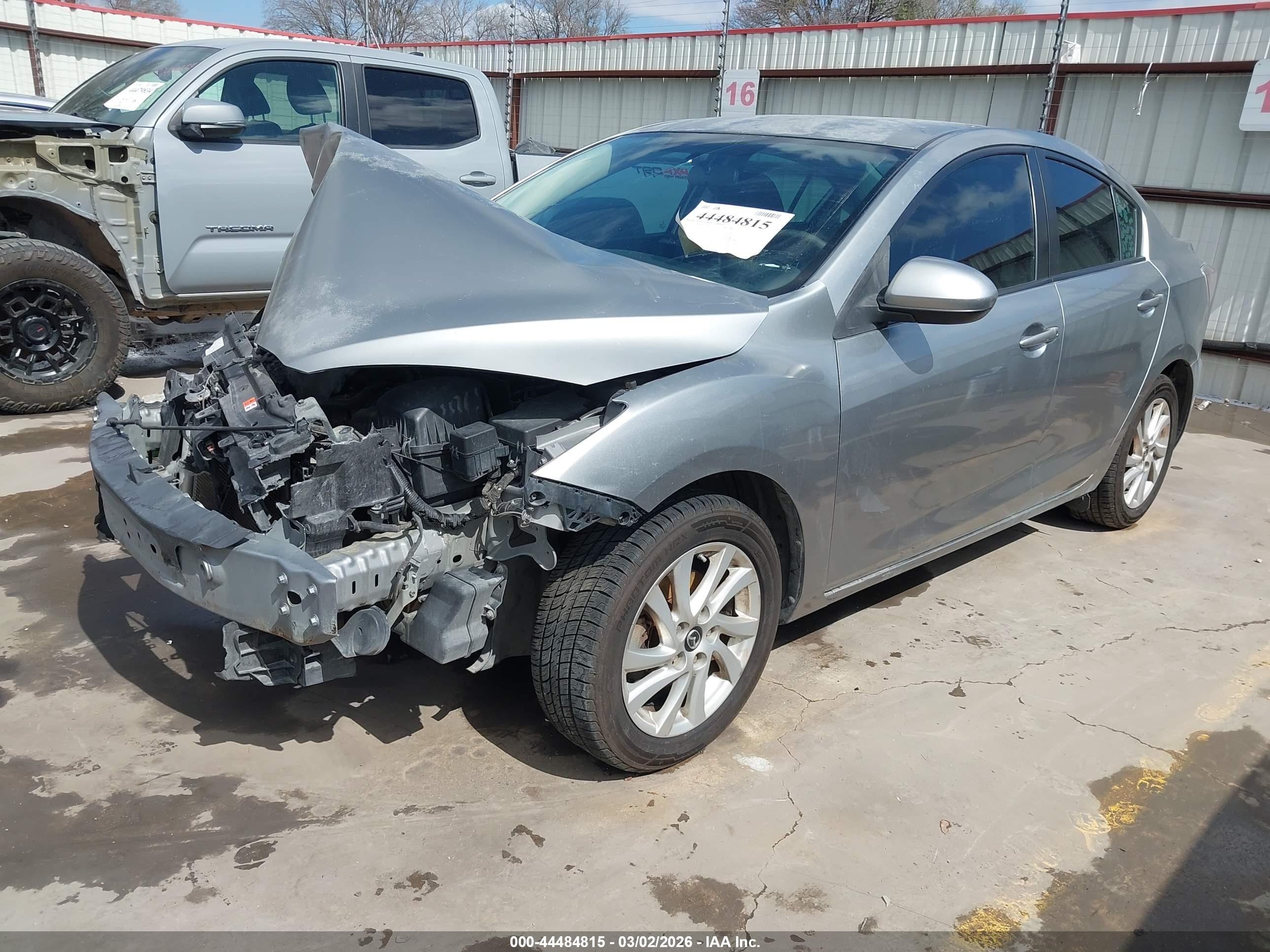 2012 Mazda Mazda3 I Touring Gray vin: JM1BL1V72C1683765