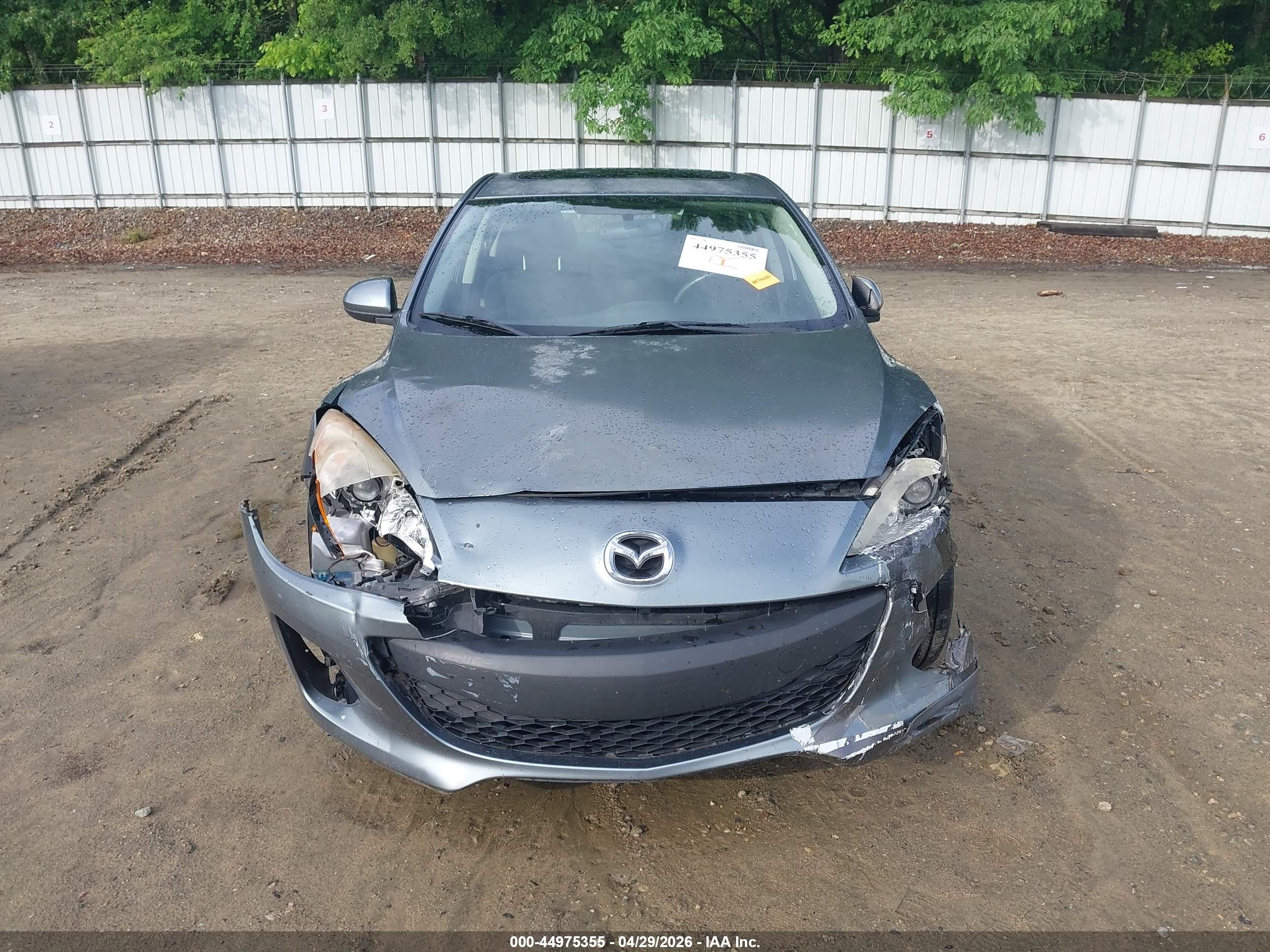 2012 Mazda Mazda3 I Touring Gray vin: JM1BL1V73C1664707