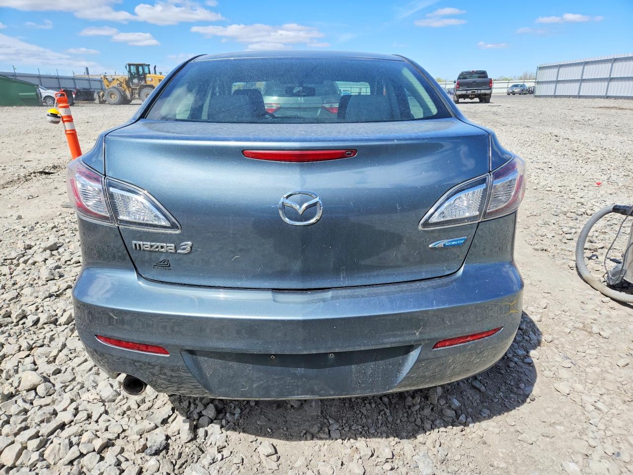 2013 Mazda 3 I Teal vin: JM1BL1V73D1778322