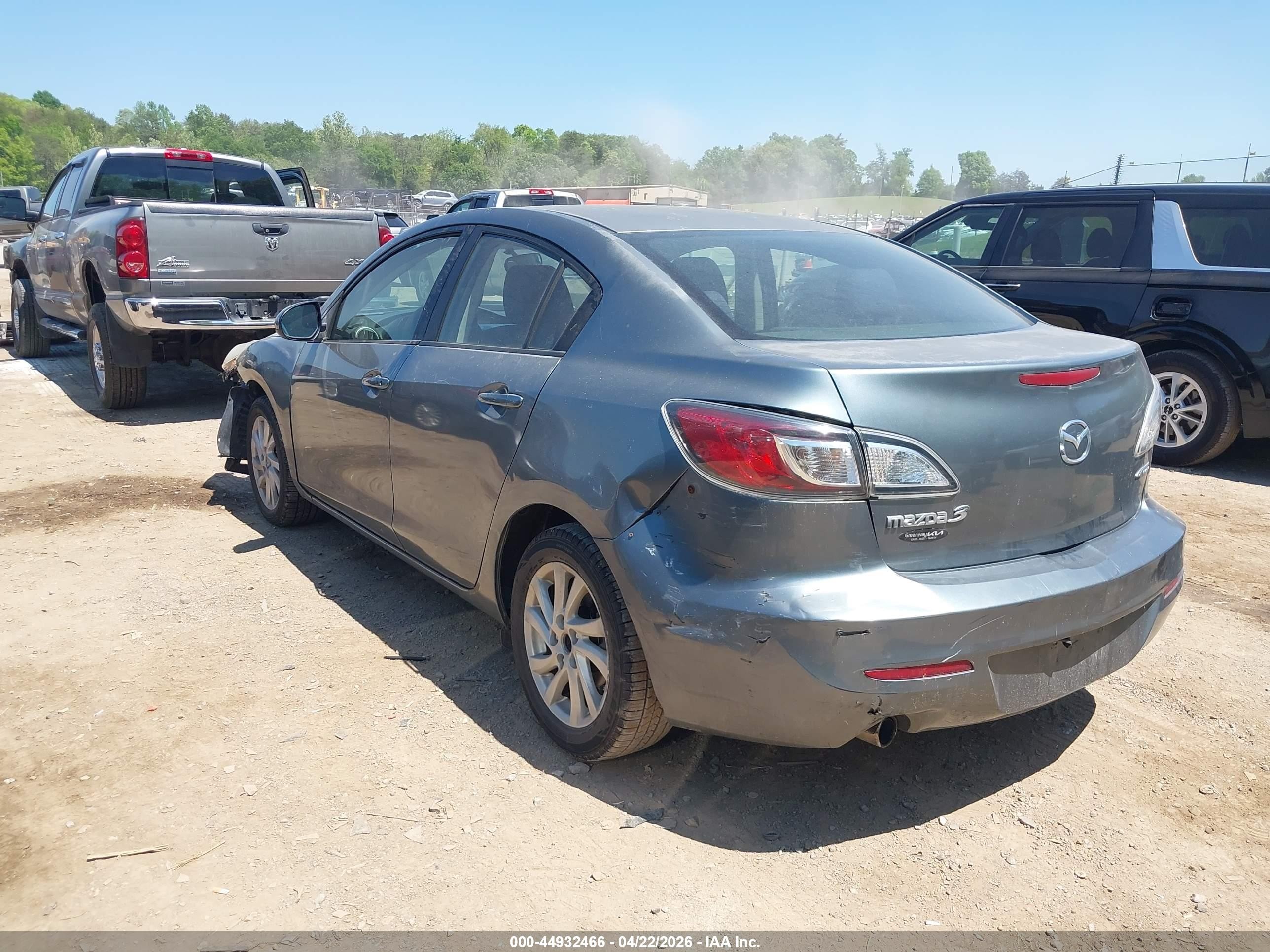 2012 Mazda Mazda3 I Touring Blue vin: JM1BL1V74C1530885