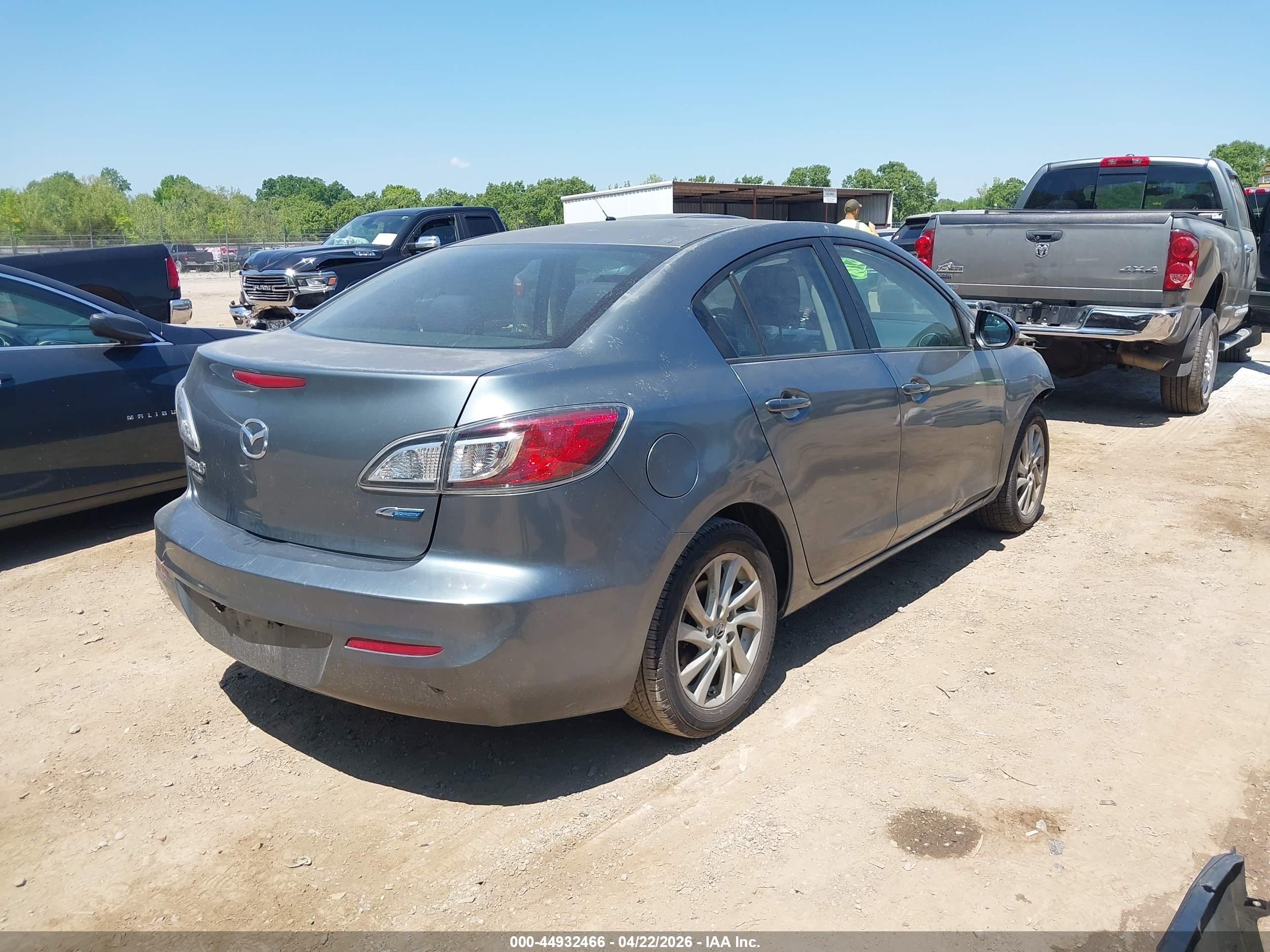 2012 Mazda Mazda3 I Touring Blue vin: JM1BL1V74C1530885