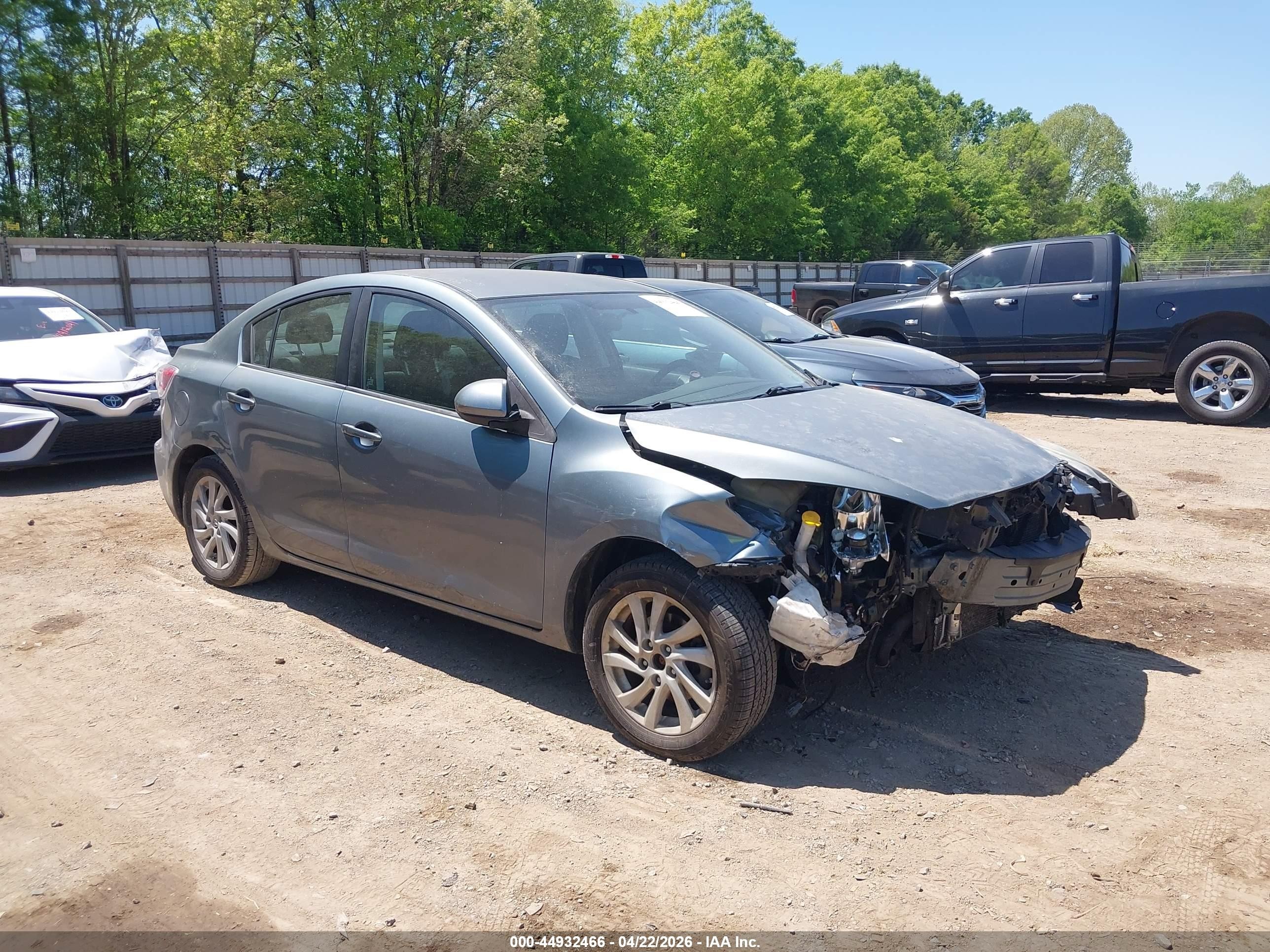 2012 Mazda Mazda3 I Touring Blue vin: JM1BL1V74C1530885