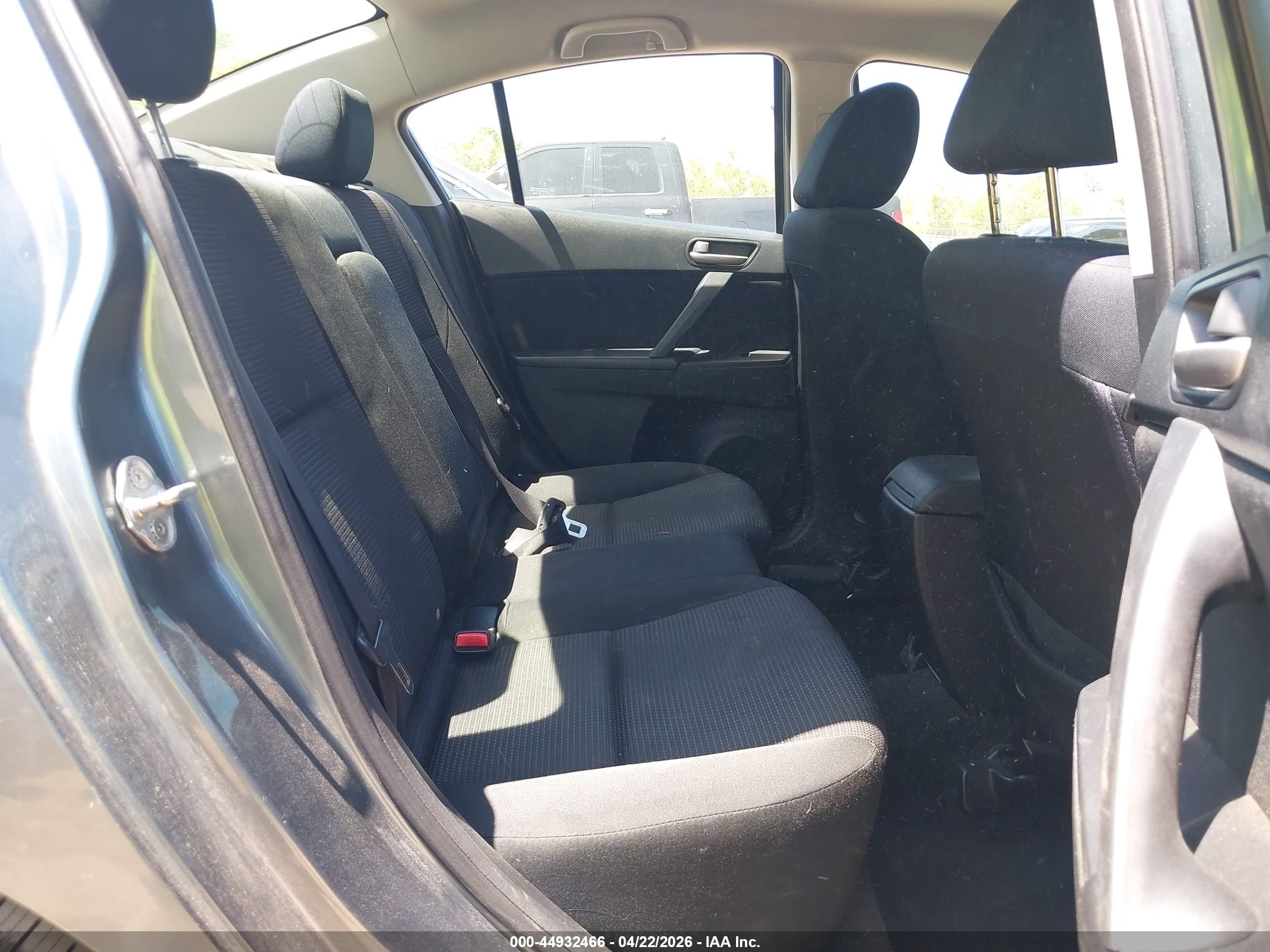2012 Mazda Mazda3 I Touring Blue vin: JM1BL1V74C1530885