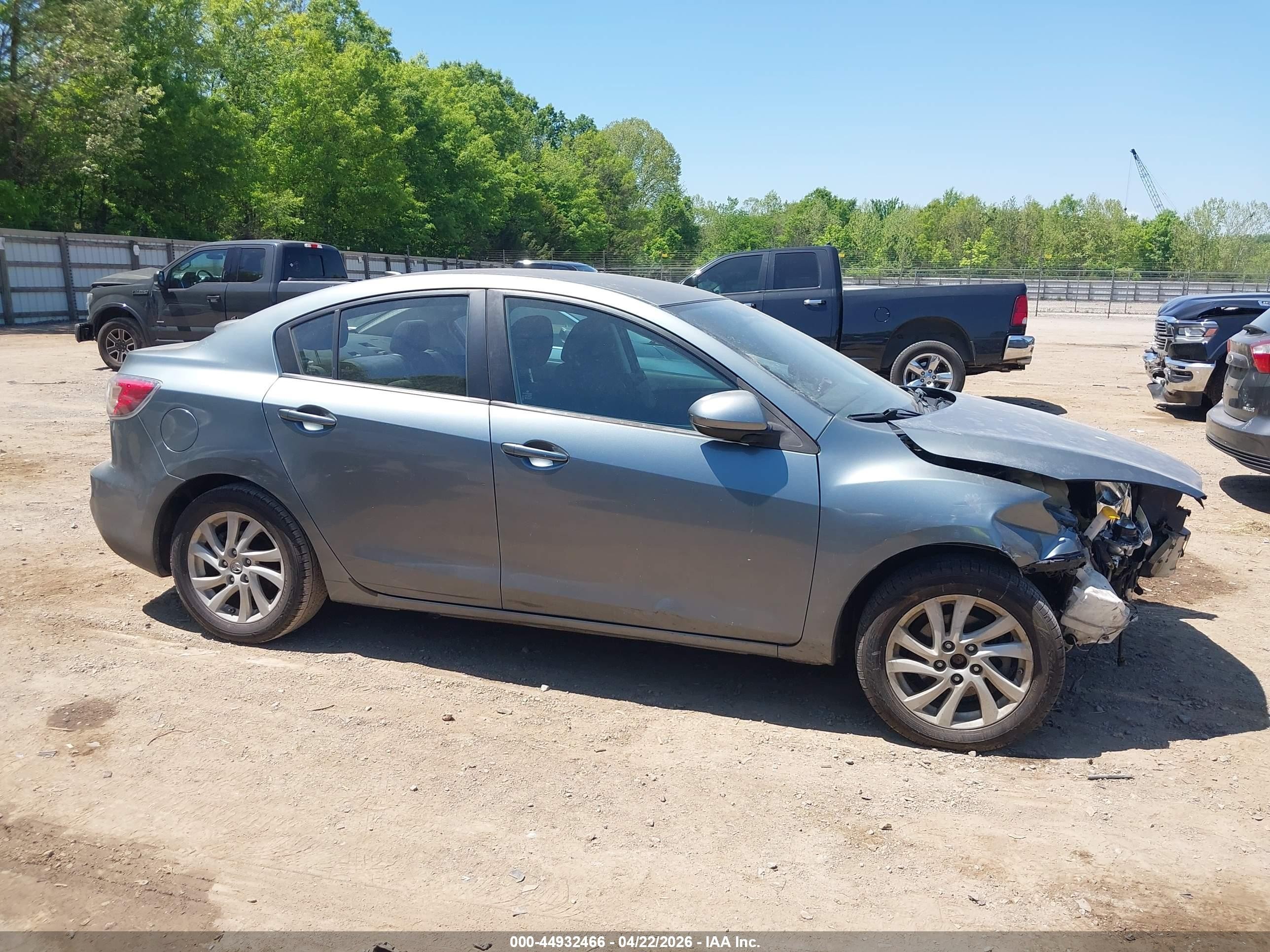 2012 Mazda Mazda3 I Touring Blue vin: JM1BL1V74C1530885