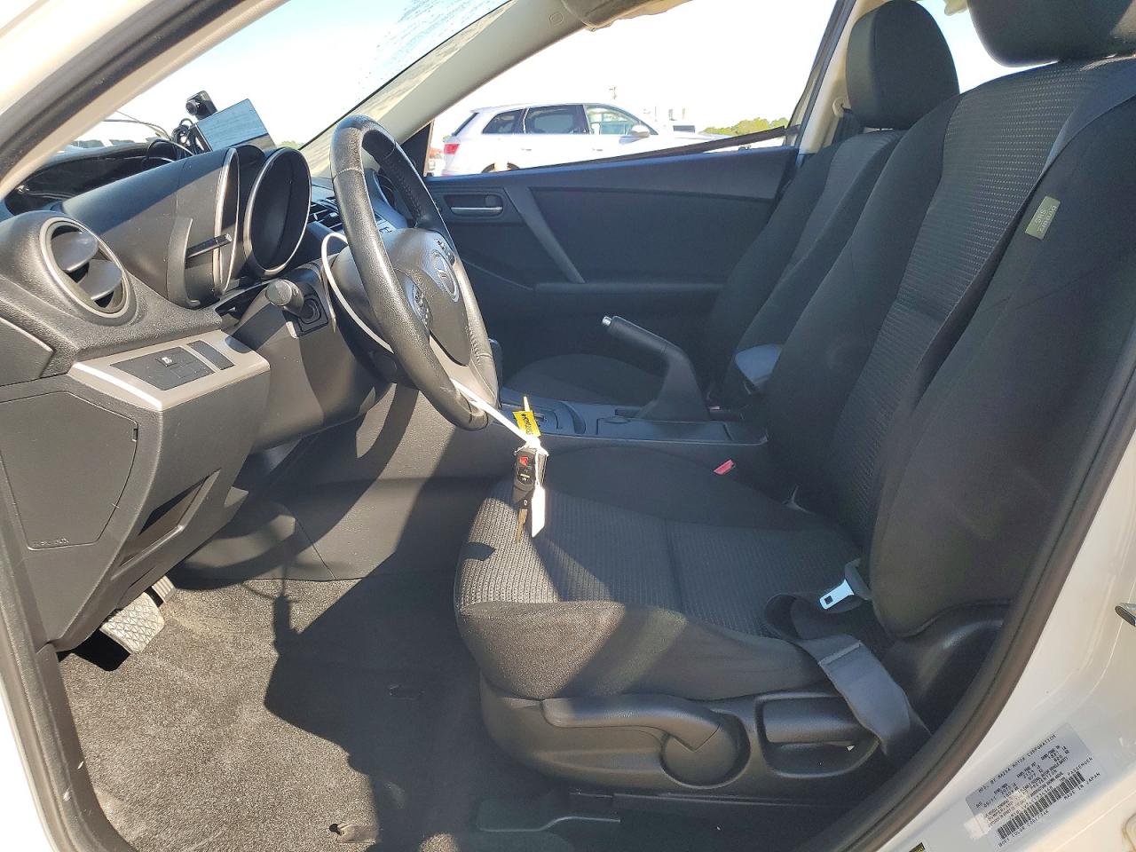 2012 Mazda 3 I White vin: JM1BL1V74C1534368