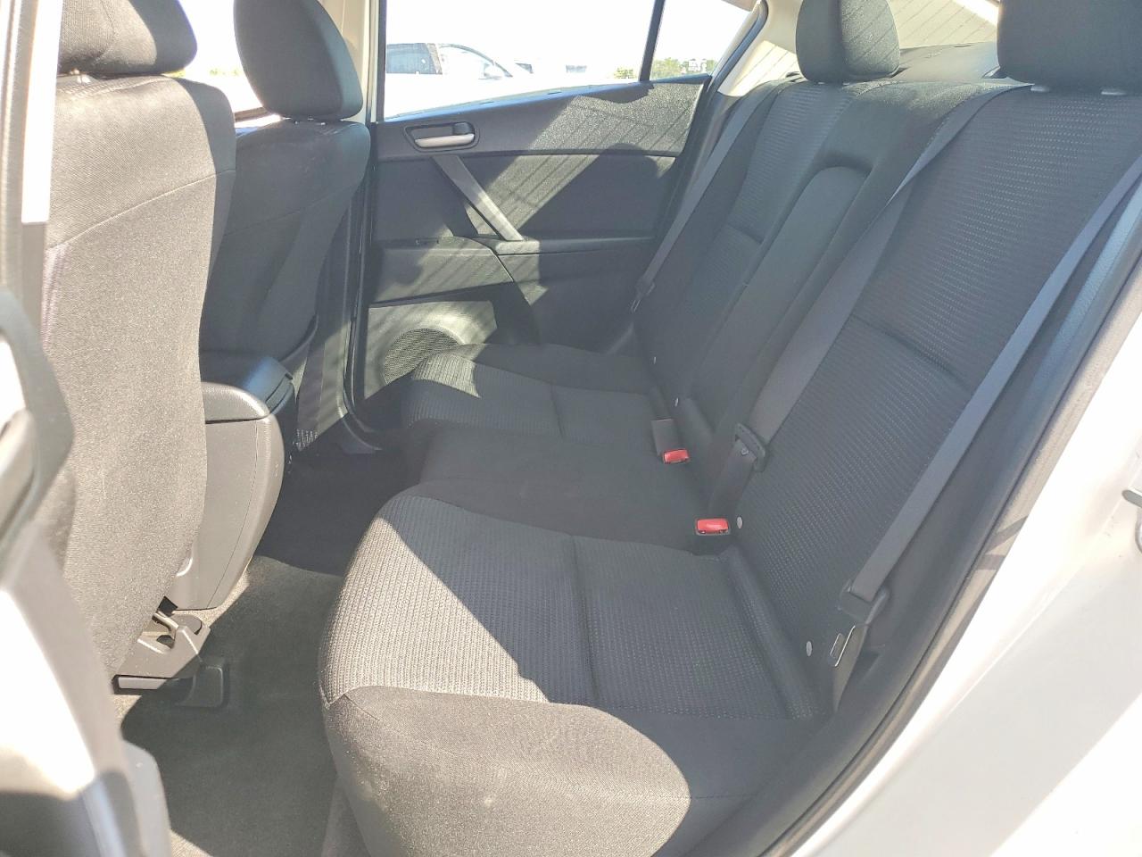 2012 Mazda 3 I White vin: JM1BL1V74C1534368