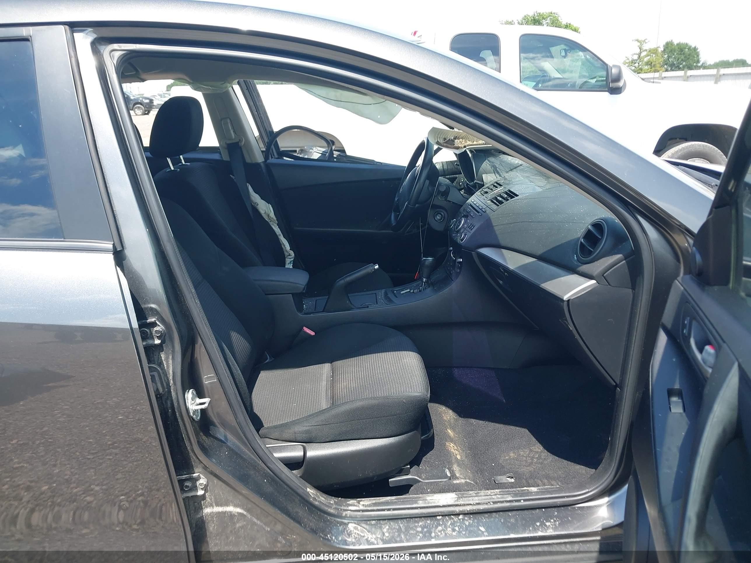 2012 Mazda Mazda3 I Touring Gray vin: JM1BL1V74C1679491