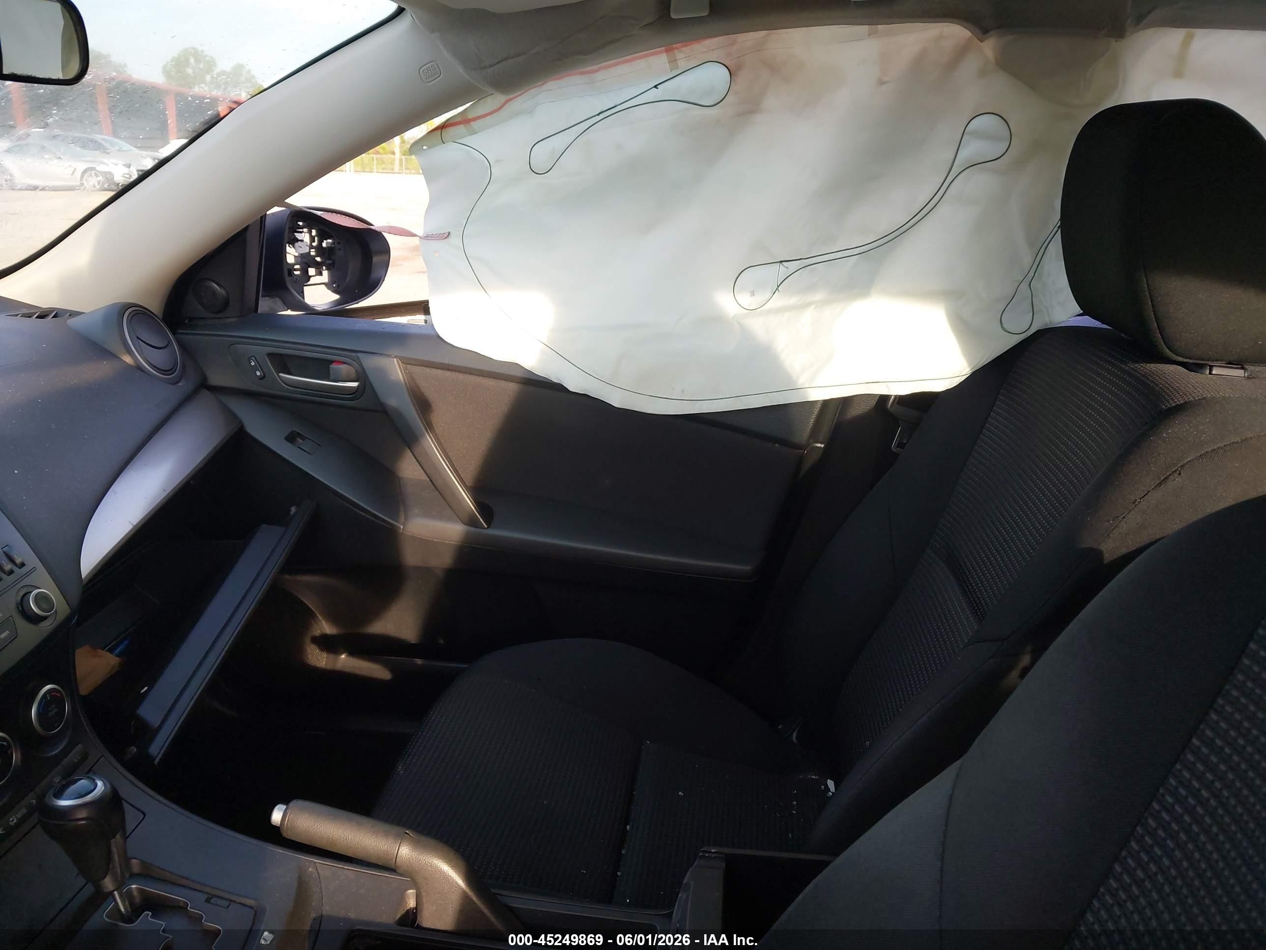 2013 Mazda Mazda3 I Touring White vin: JM1BL1V74D1780497
