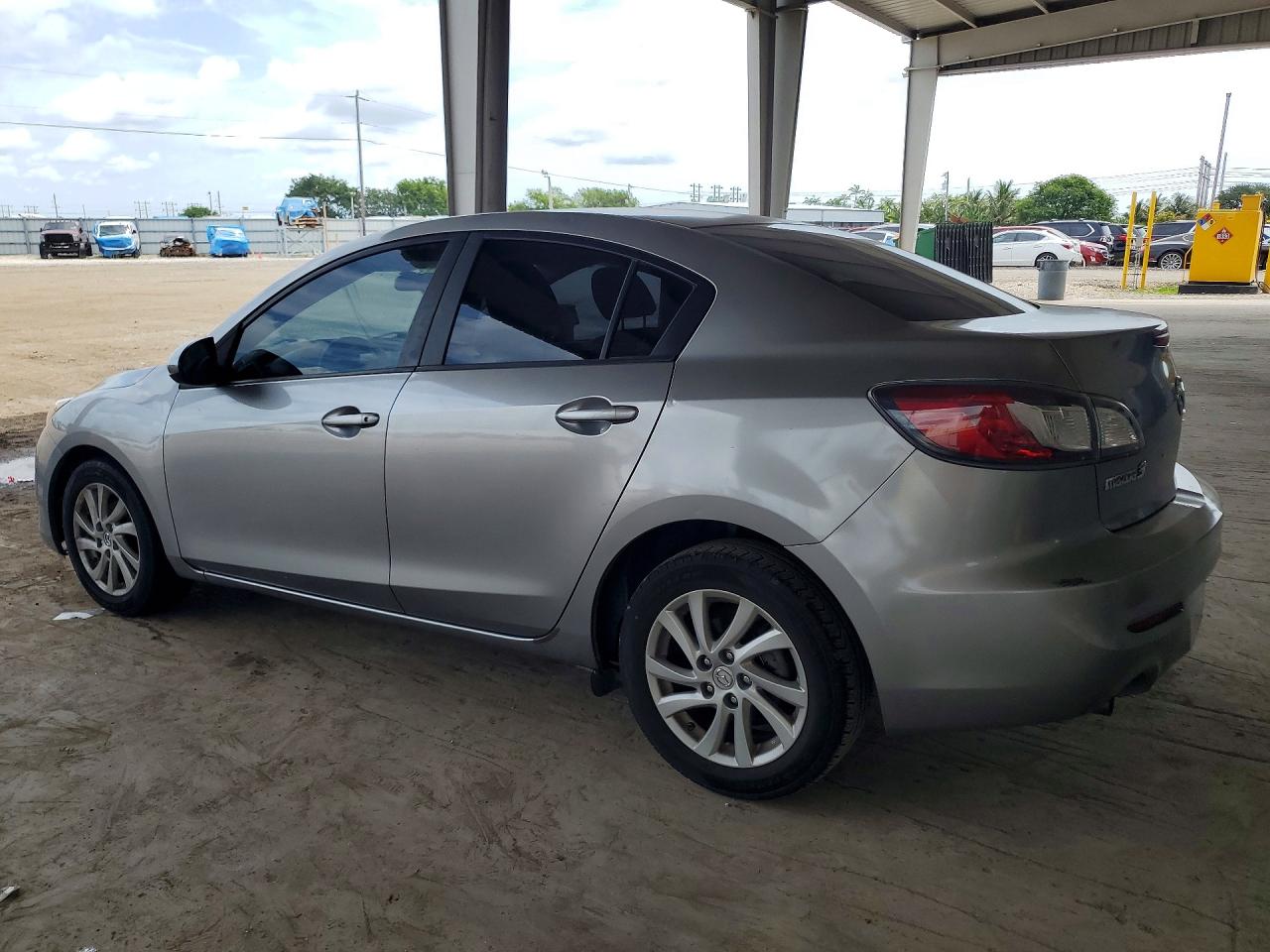 2012 Mazda 3 I Серебряный vin: JM1BL1V75C1549106