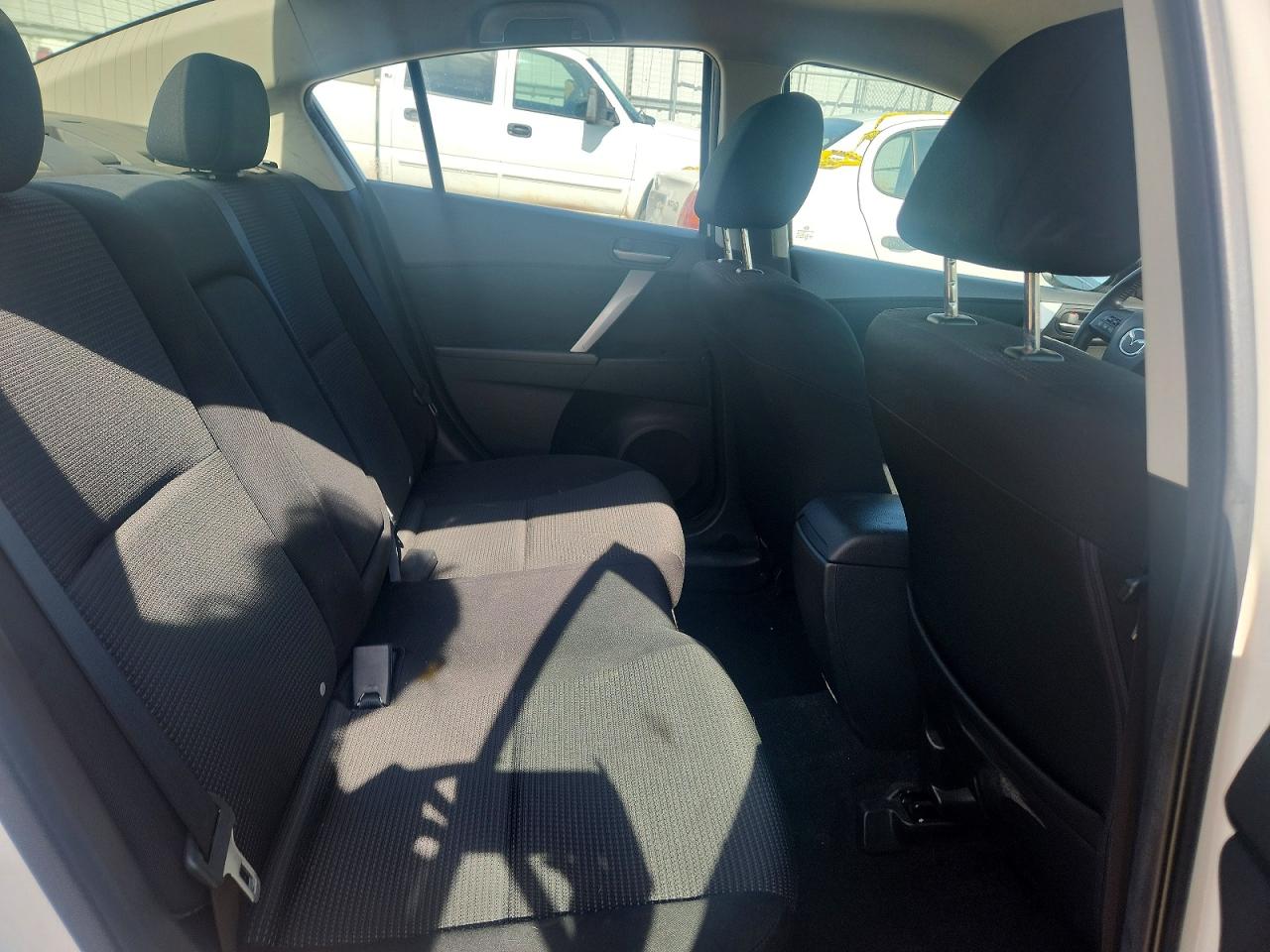 2012 Mazda 3 I White vin: JM1BL1V75C1604170
