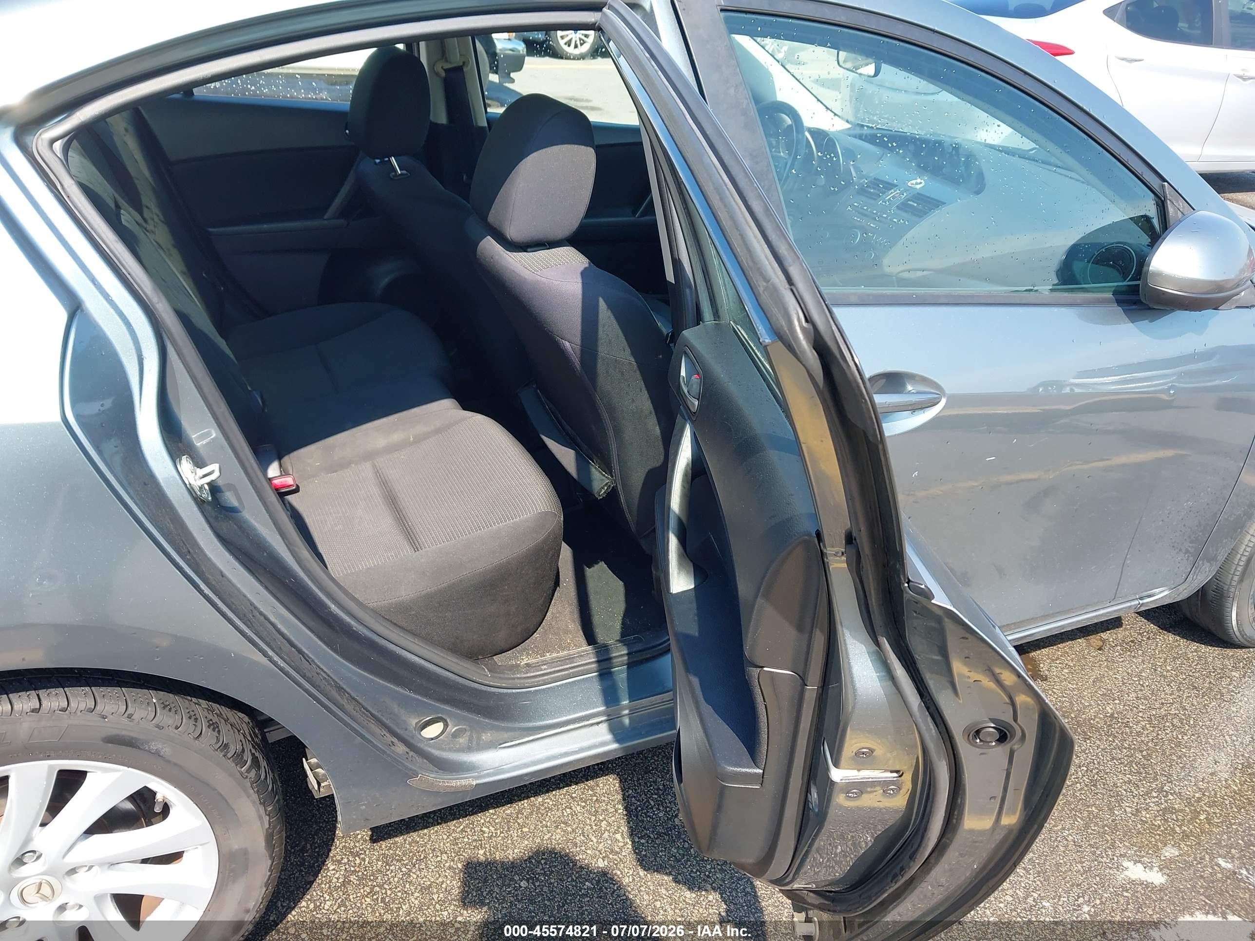 2012 Mazda Mazda3   Blue vin: JM1BL1V75C1618098