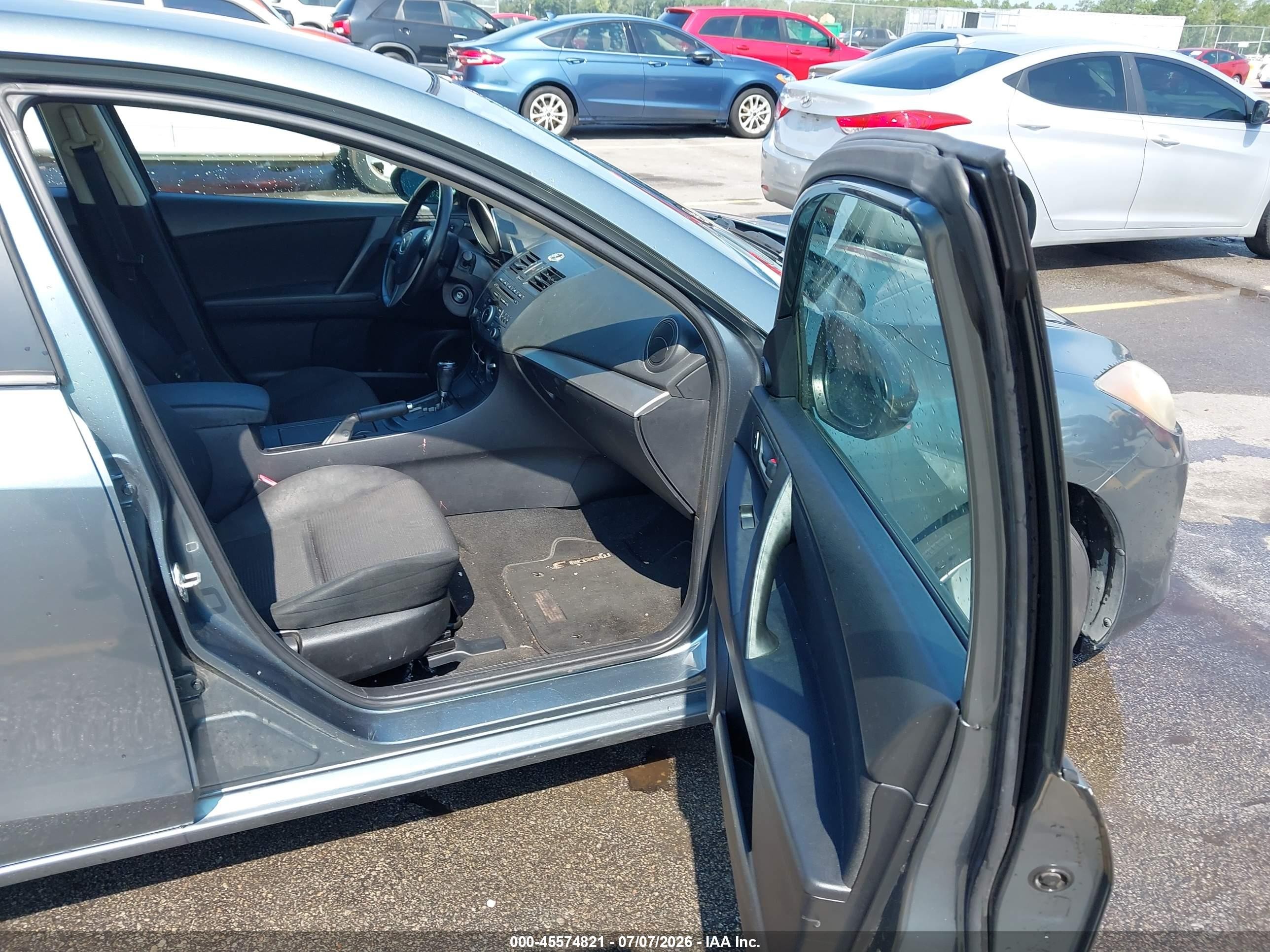 2012 Mazda Mazda3   Blue vin: JM1BL1V75C1618098