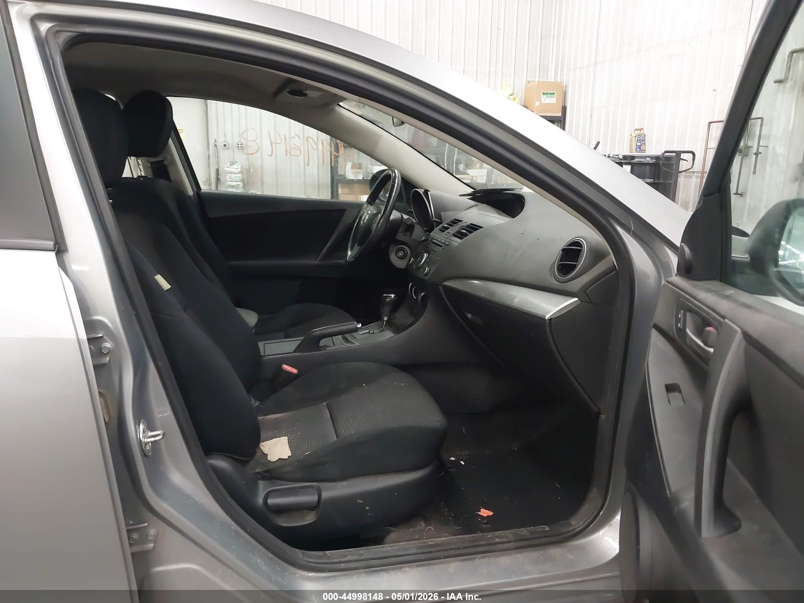 2012 Mazda Mazda3 I Touring Gray vin: JM1BL1V75C1624113