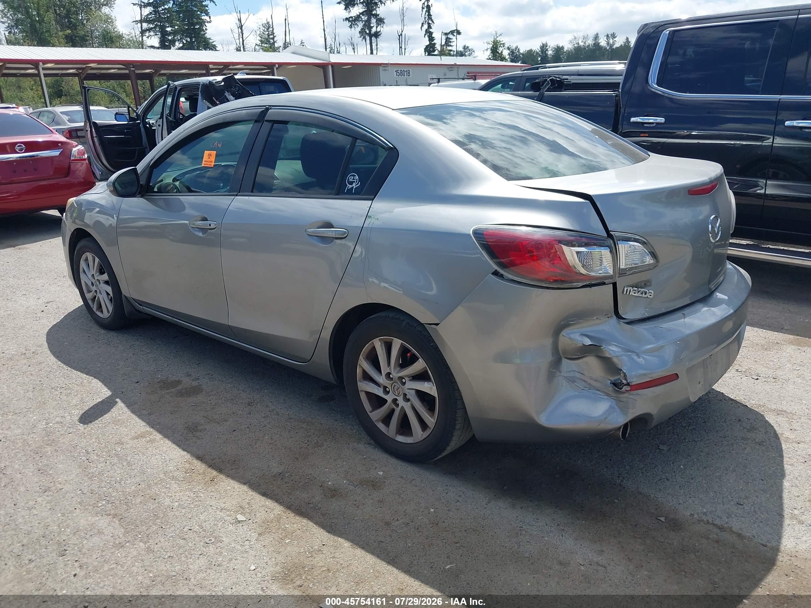 2012 Mazda Mazda3 I Touring Silver vin: JM1BL1V75C1640876