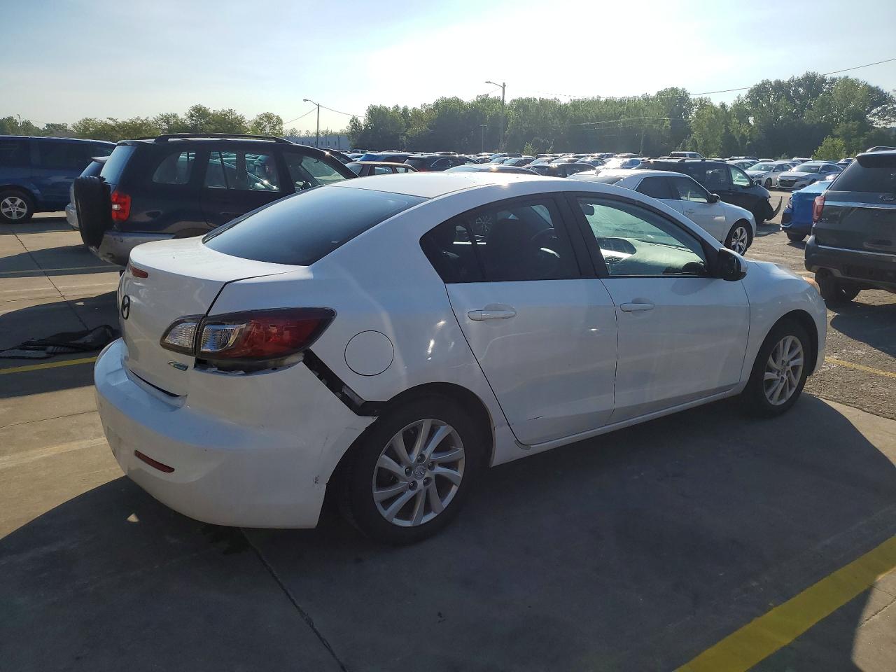 2012 Mazda 3 I White vin: JM1BL1V75C1690175
