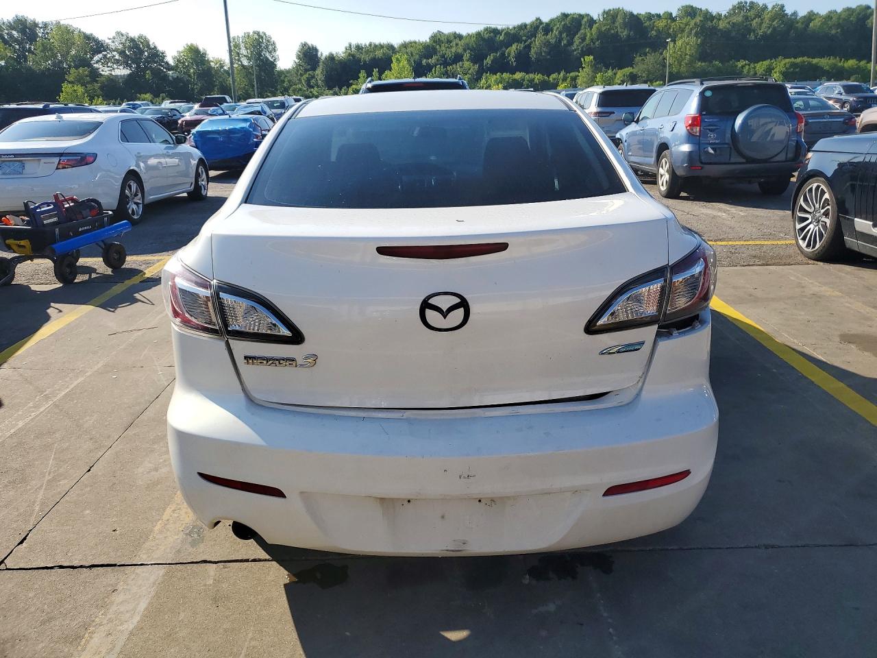 2012 Mazda 3 I White vin: JM1BL1V75C1690175
