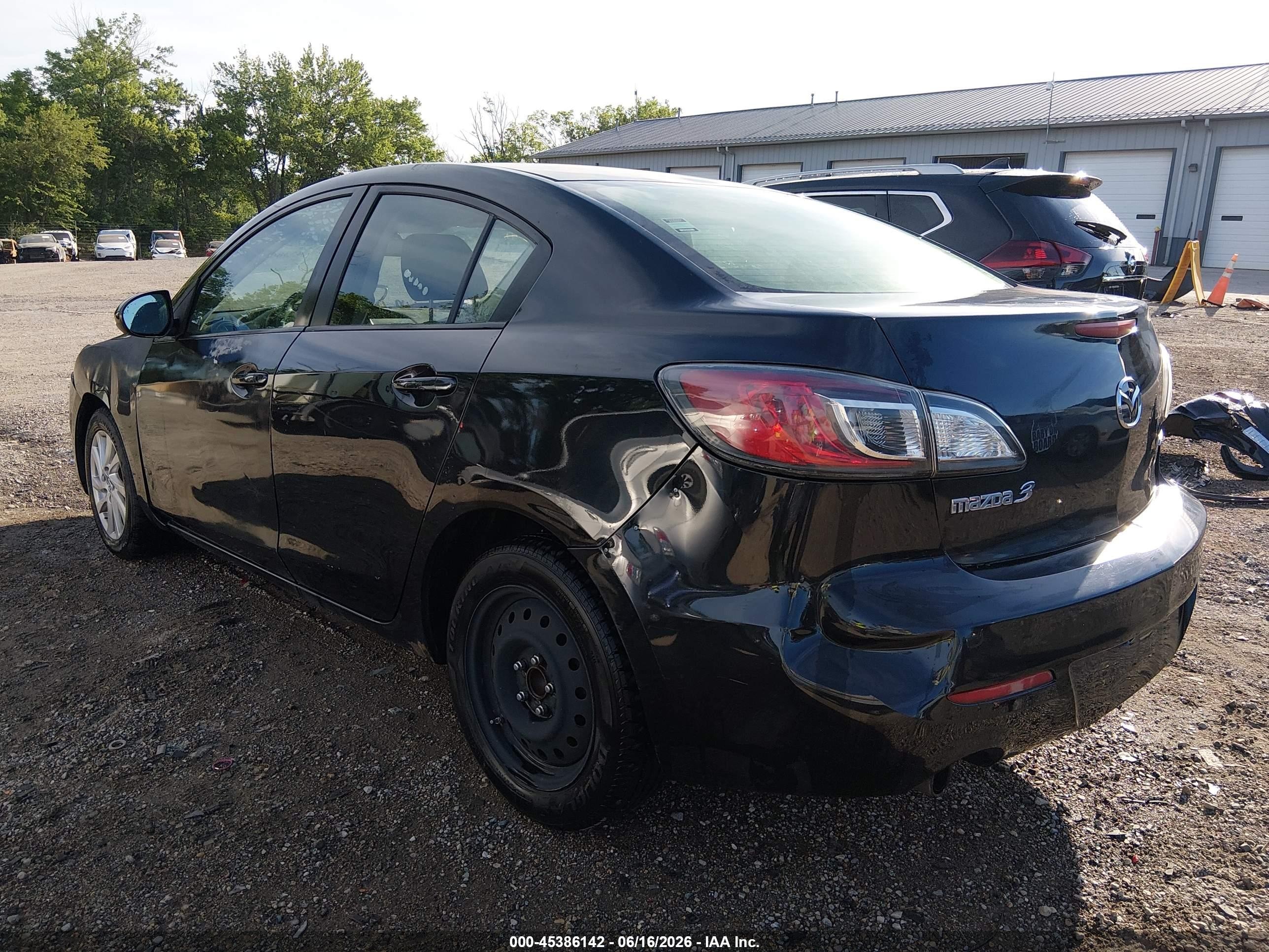 2012 Mazda Mazda3 I Touring Black vin: JM1BL1V76C1671280