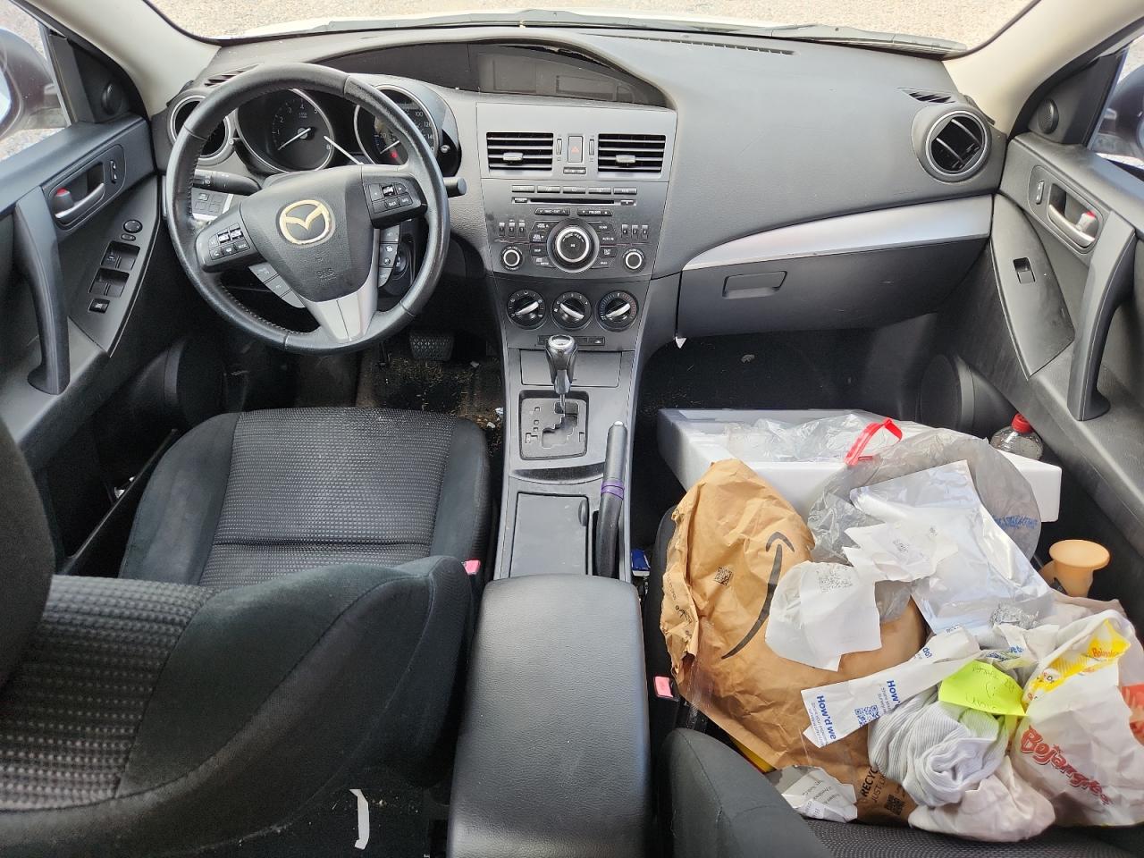 2012 Mazda Mazda3 White vin: JM1BL1V76C1684496