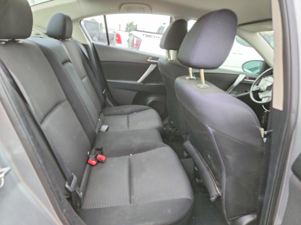 2013 Mazda 3 I Gray vin: JM1BL1V76D1828890