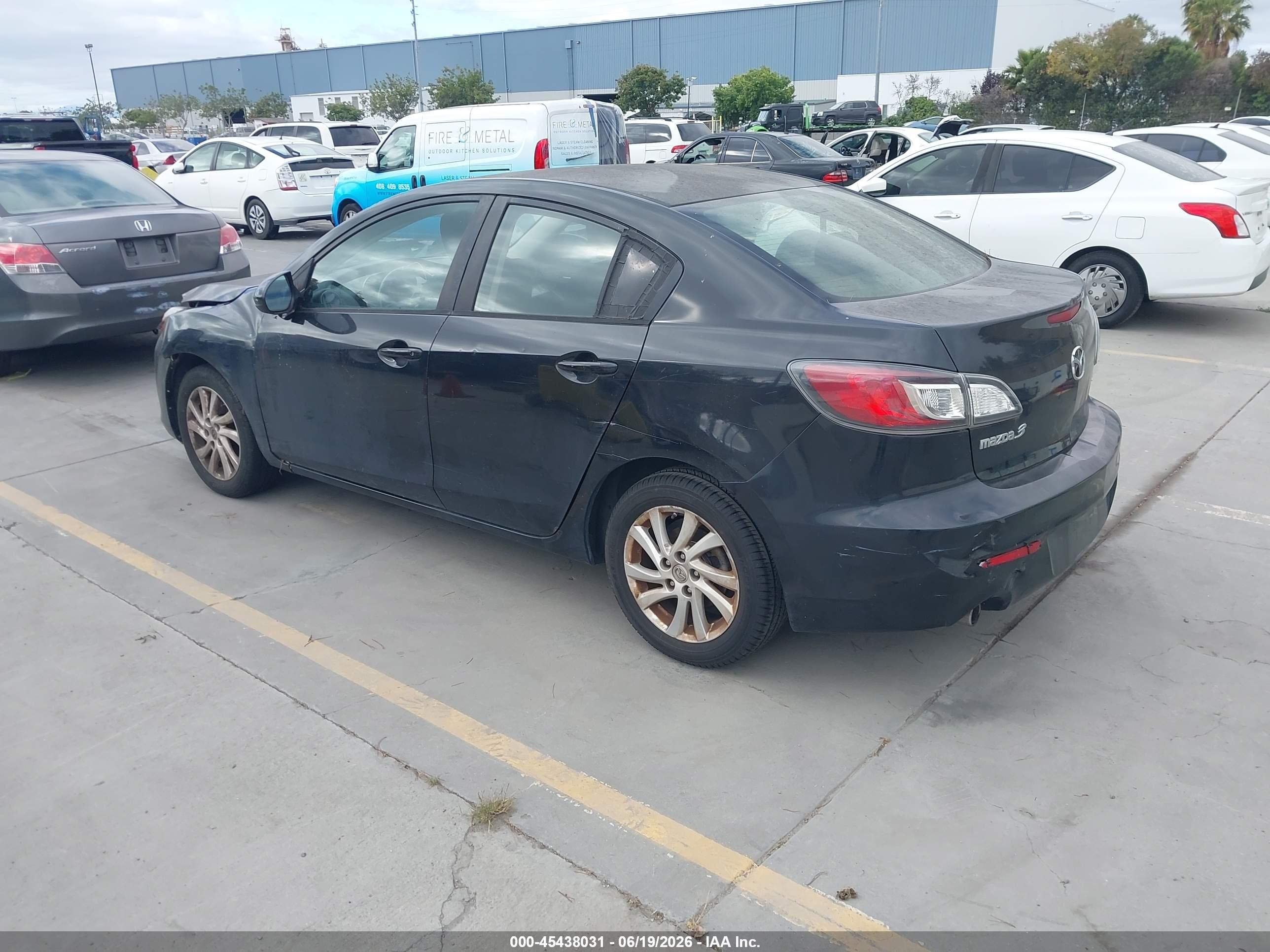 2012 Mazda Mazda3 I Touring Black vin: JM1BL1V77C1552962