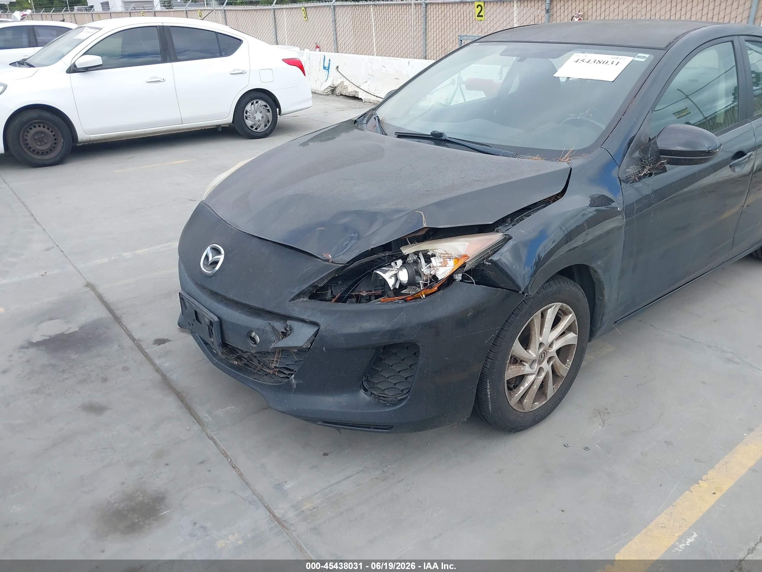 2012 Mazda Mazda3 I Touring Black vin: JM1BL1V77C1552962