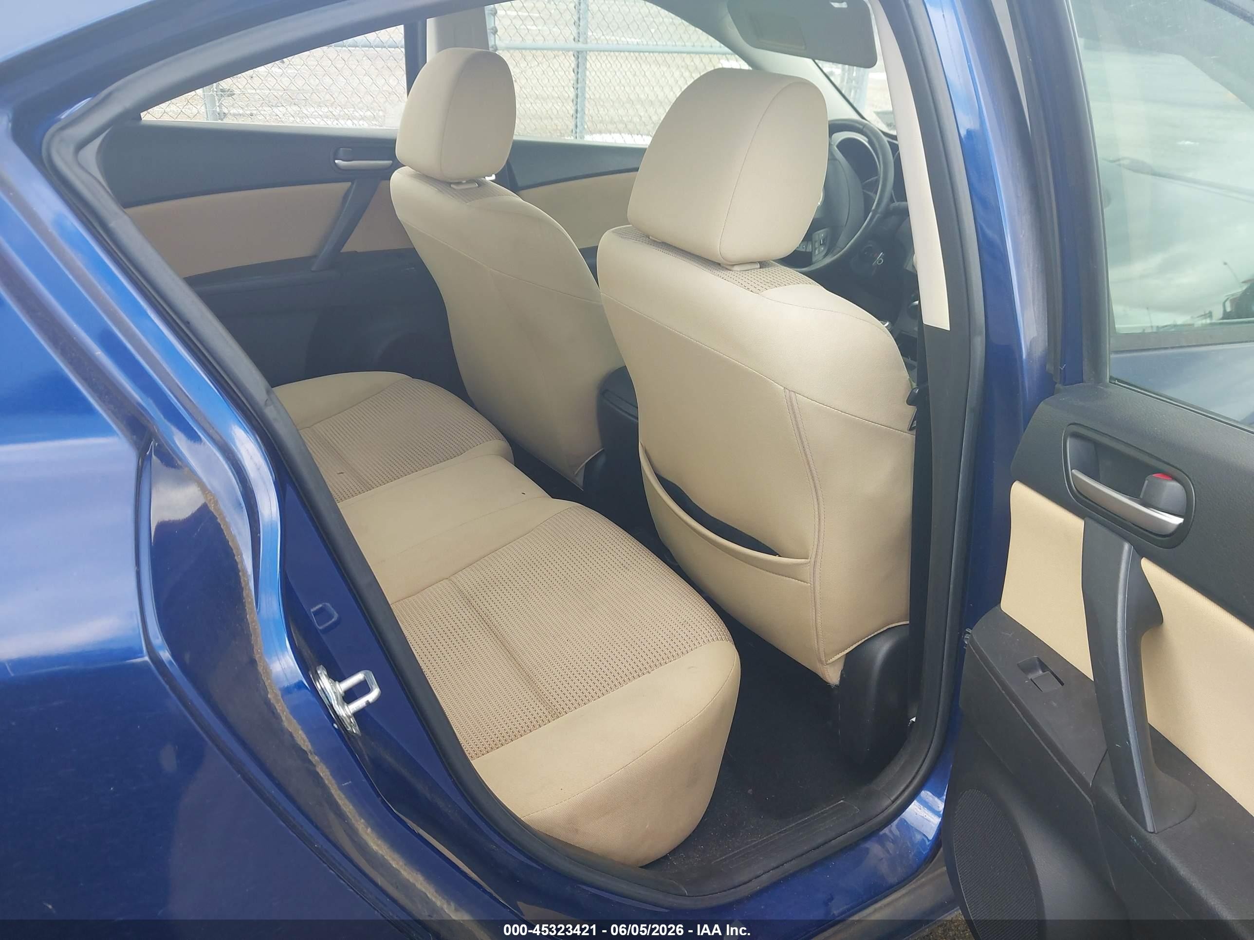 2012 Mazda Mazda3 I Touring Blue vin: JM1BL1V77C1553027