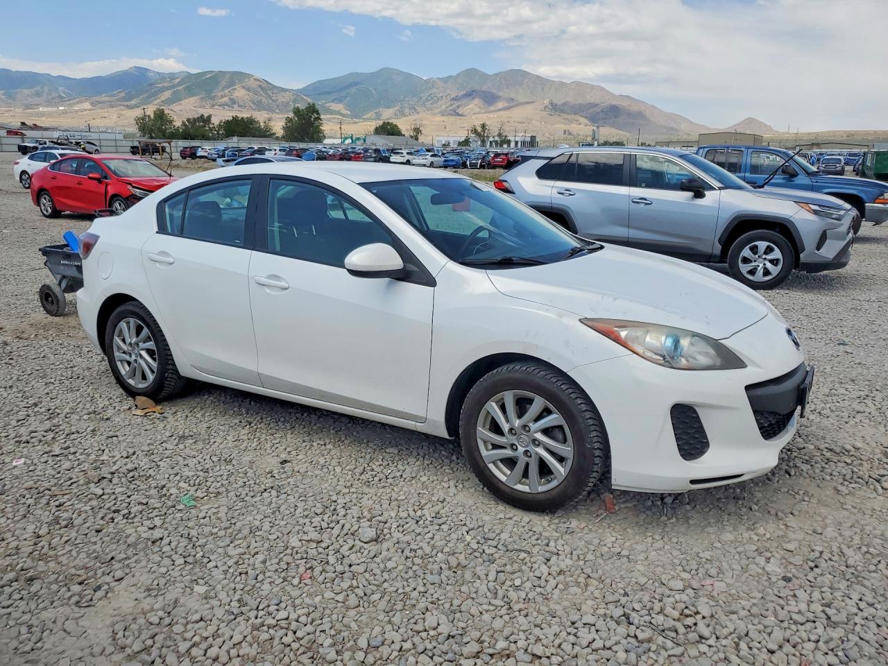 2012 Mazda 3 I Белый vin: JM1BL1V77C1578381