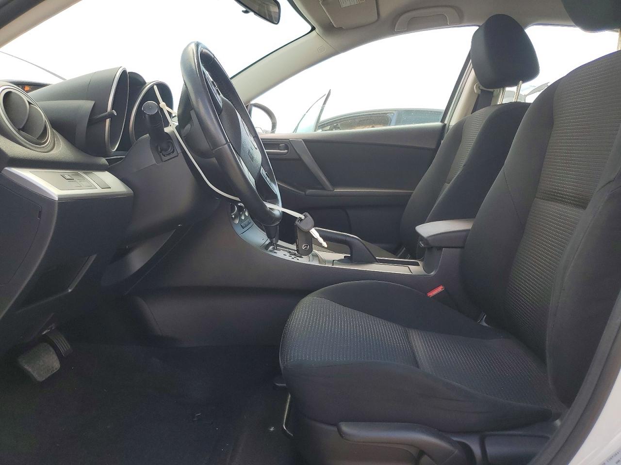 2012 Mazda 3 I Белый vin: JM1BL1V77C1578381