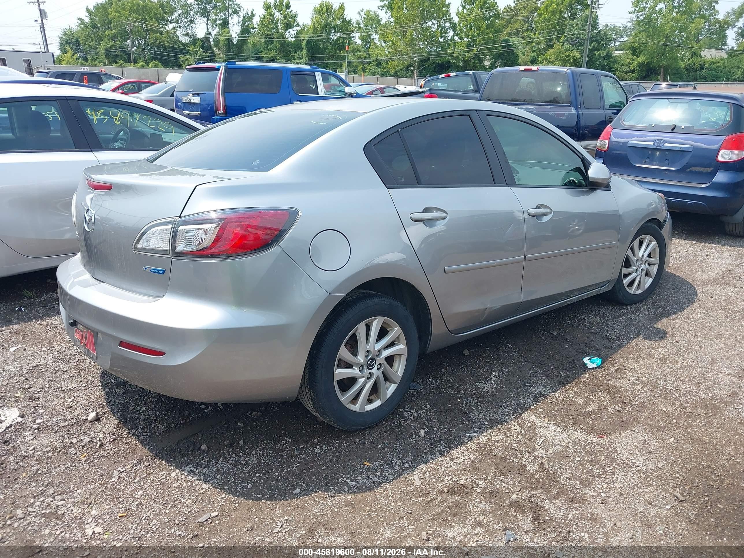 2012 Mazda Mazda3 I Touring Серебряный vin: JM1BL1V77C1631340