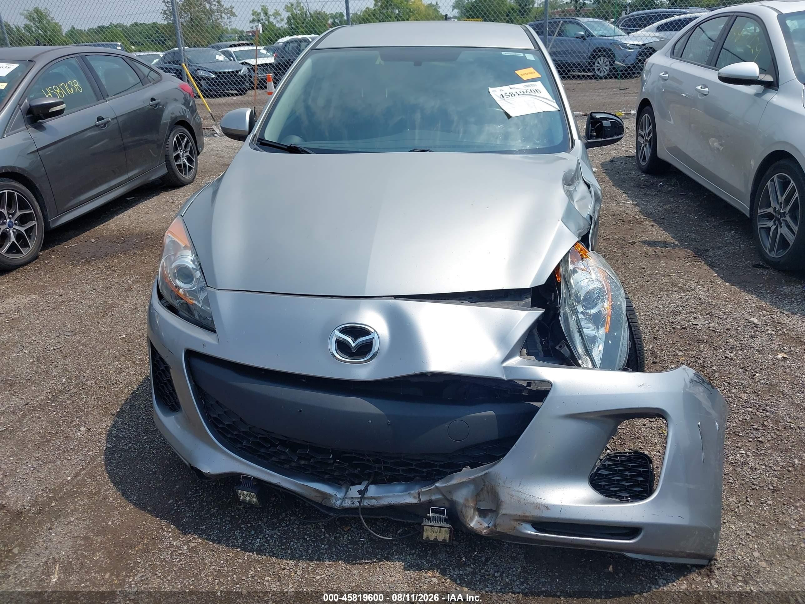 2012 Mazda Mazda3 I Touring Серебряный vin: JM1BL1V77C1631340